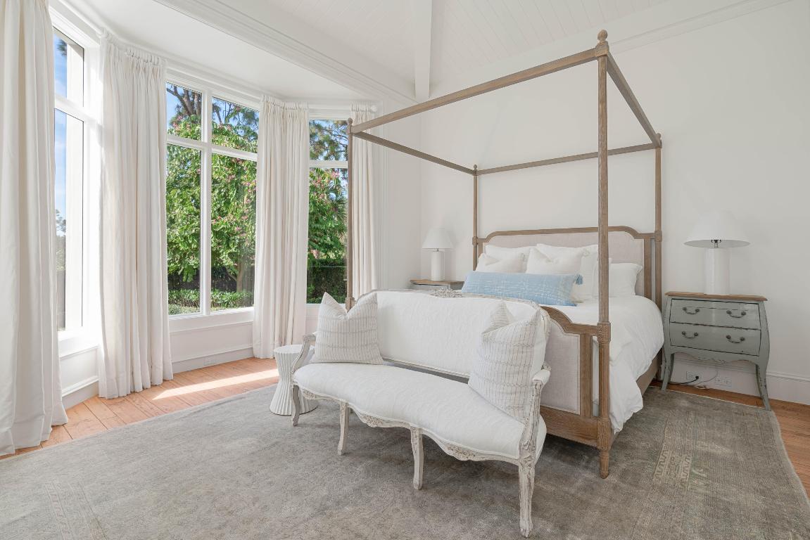 12215 Tillinghast Circle