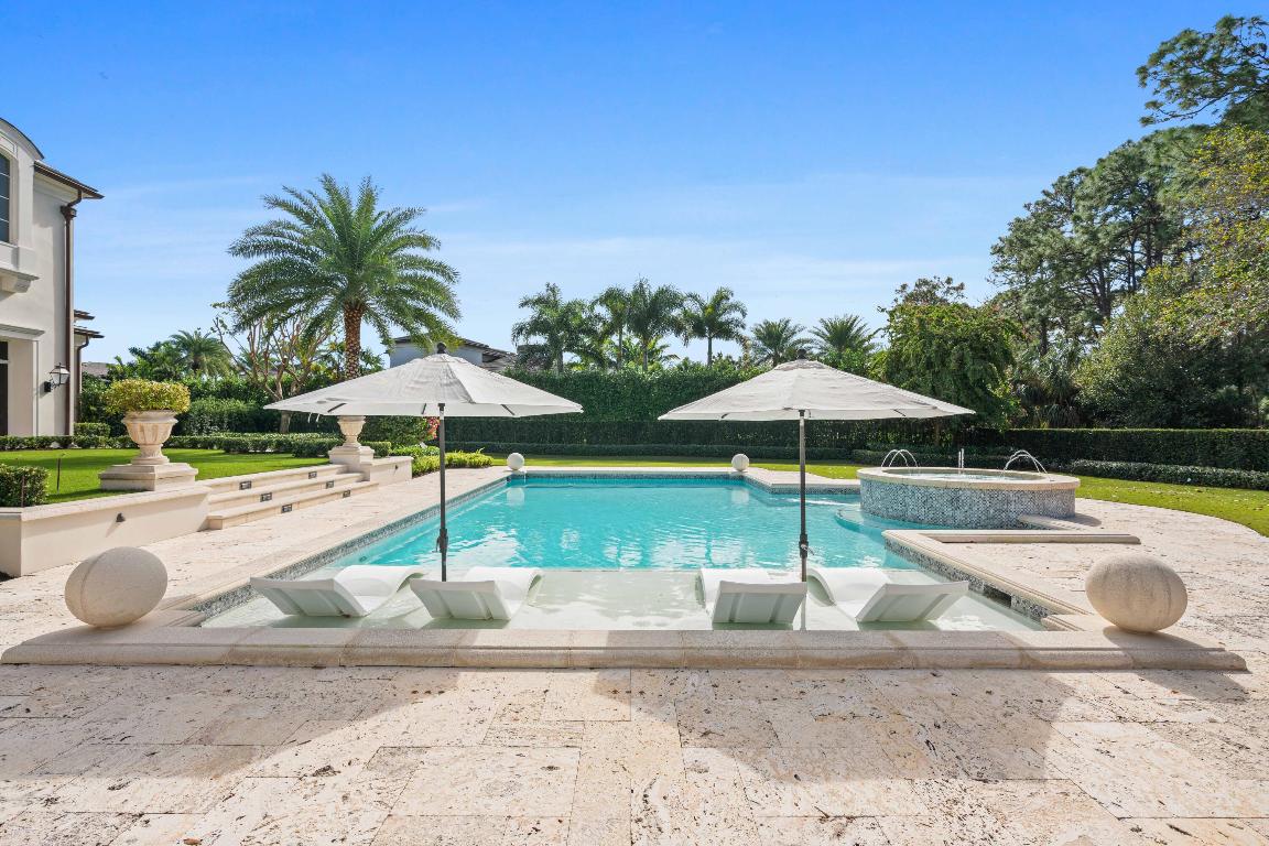 12215 Tillinghast Circle