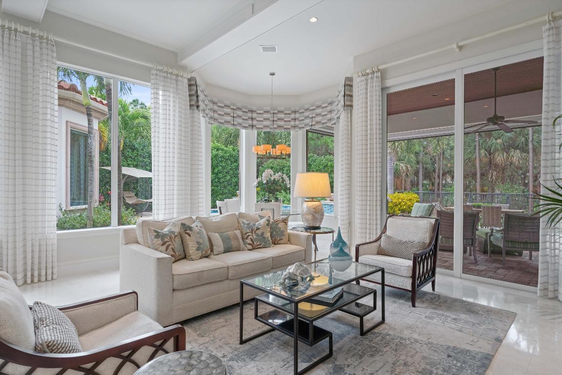 11413 Pink Oleander Lane