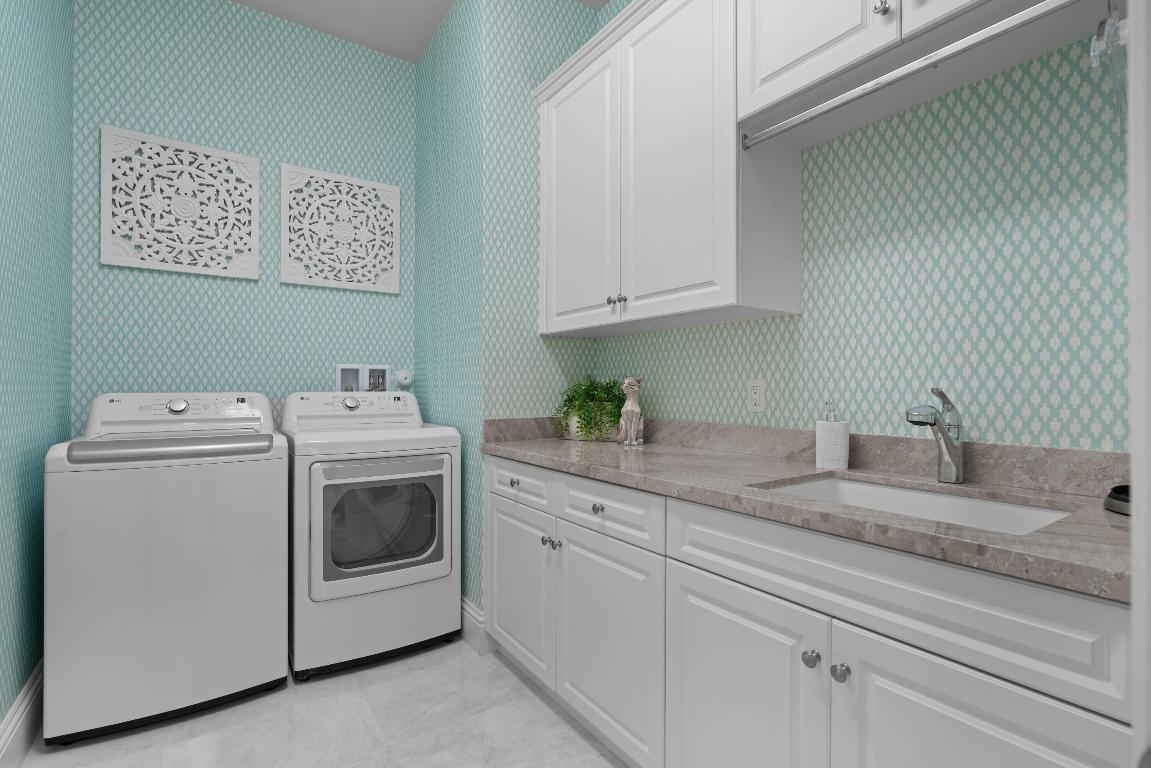 11413 Pink Oleander Lane