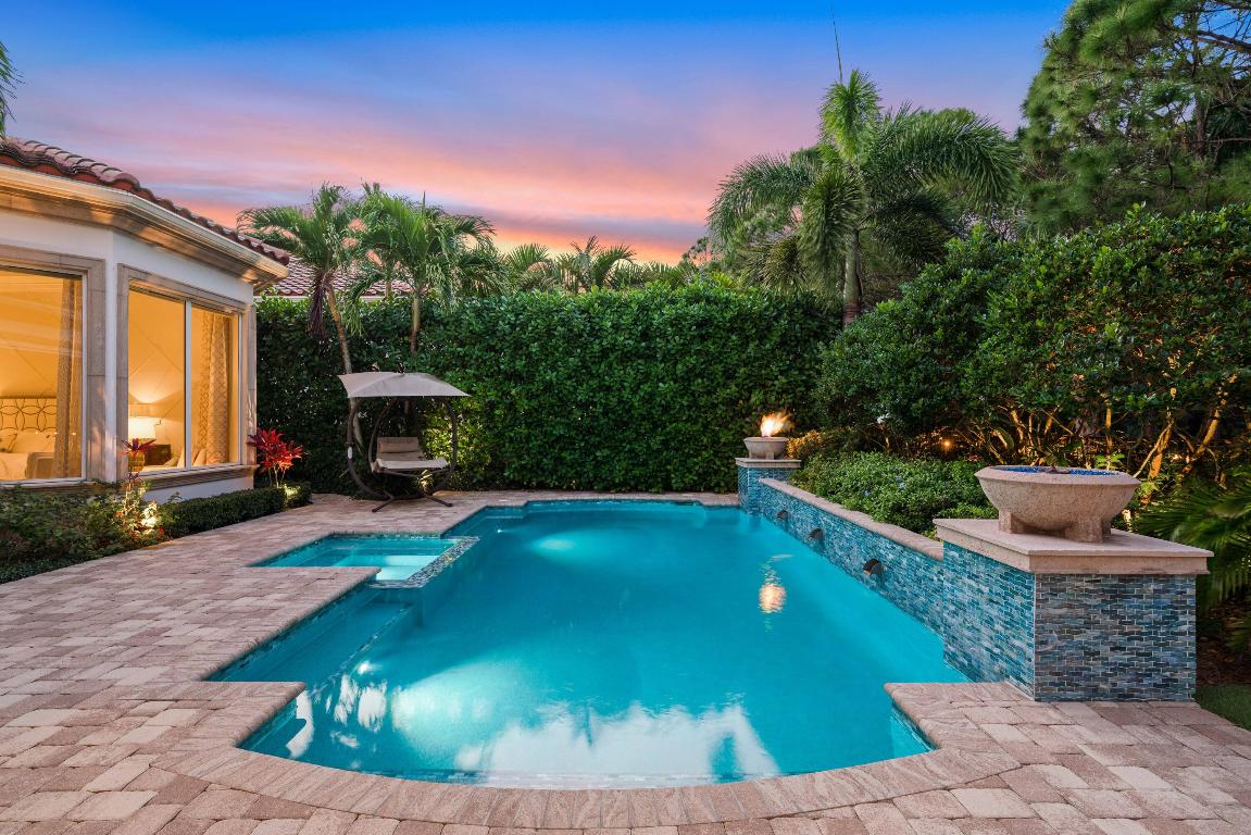 11413 Pink Oleander Lane