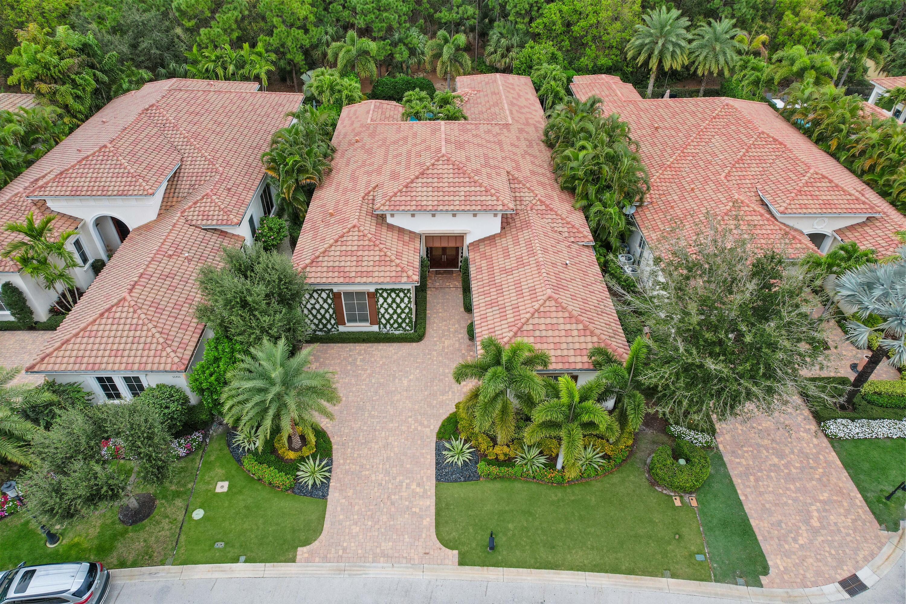 11413 Pink Oleander Lane