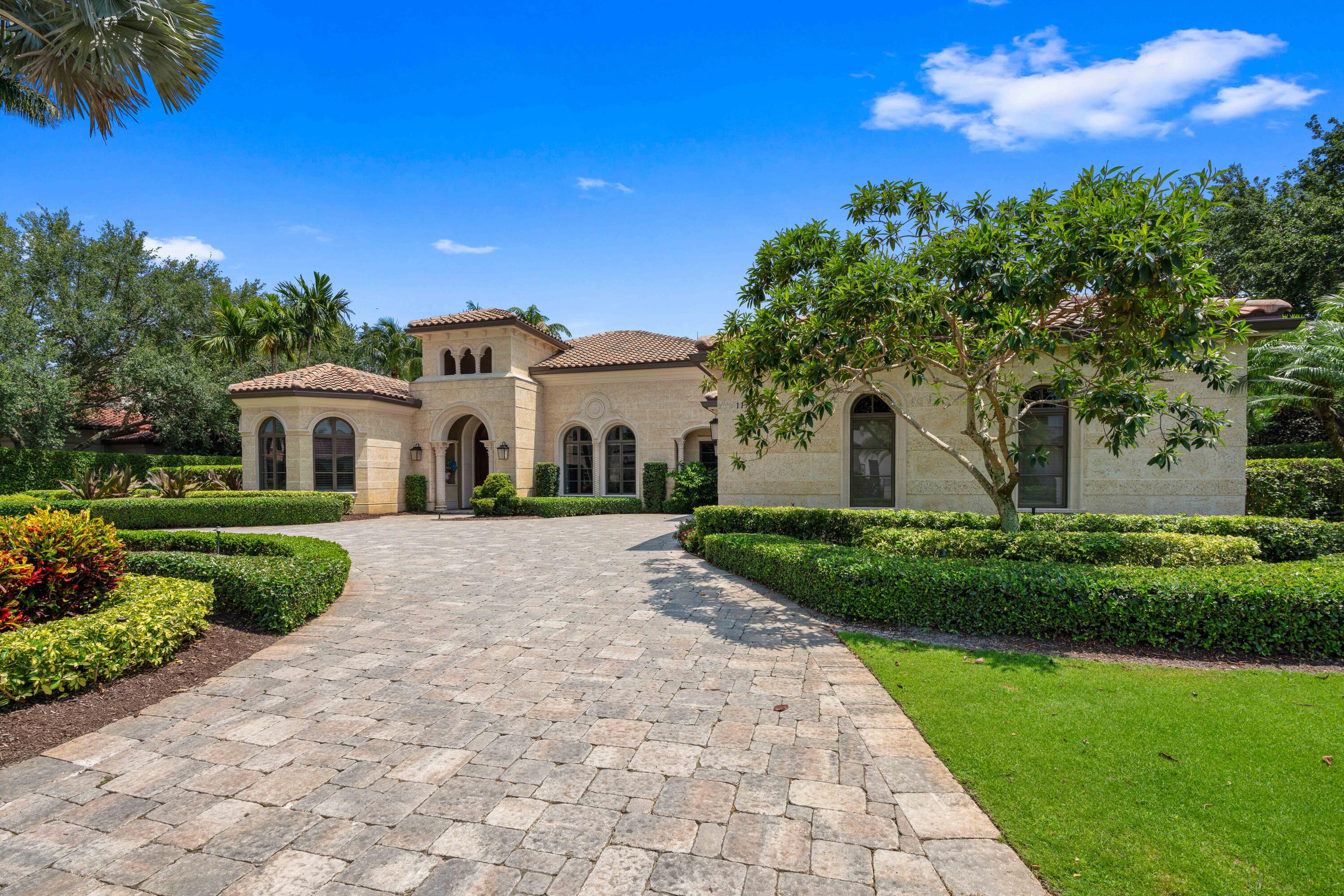 11734 Valeros Court