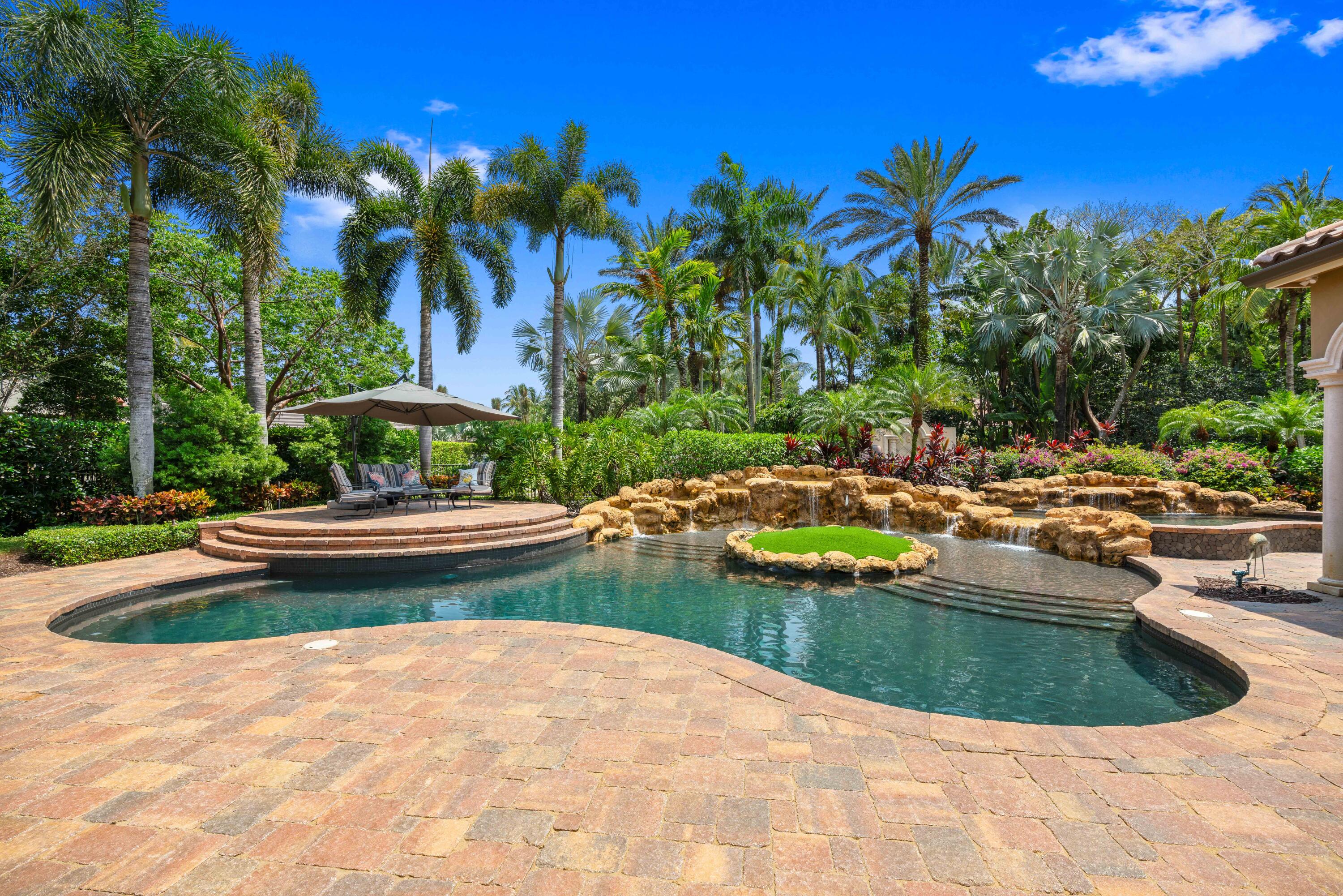 11734 Valeros Court