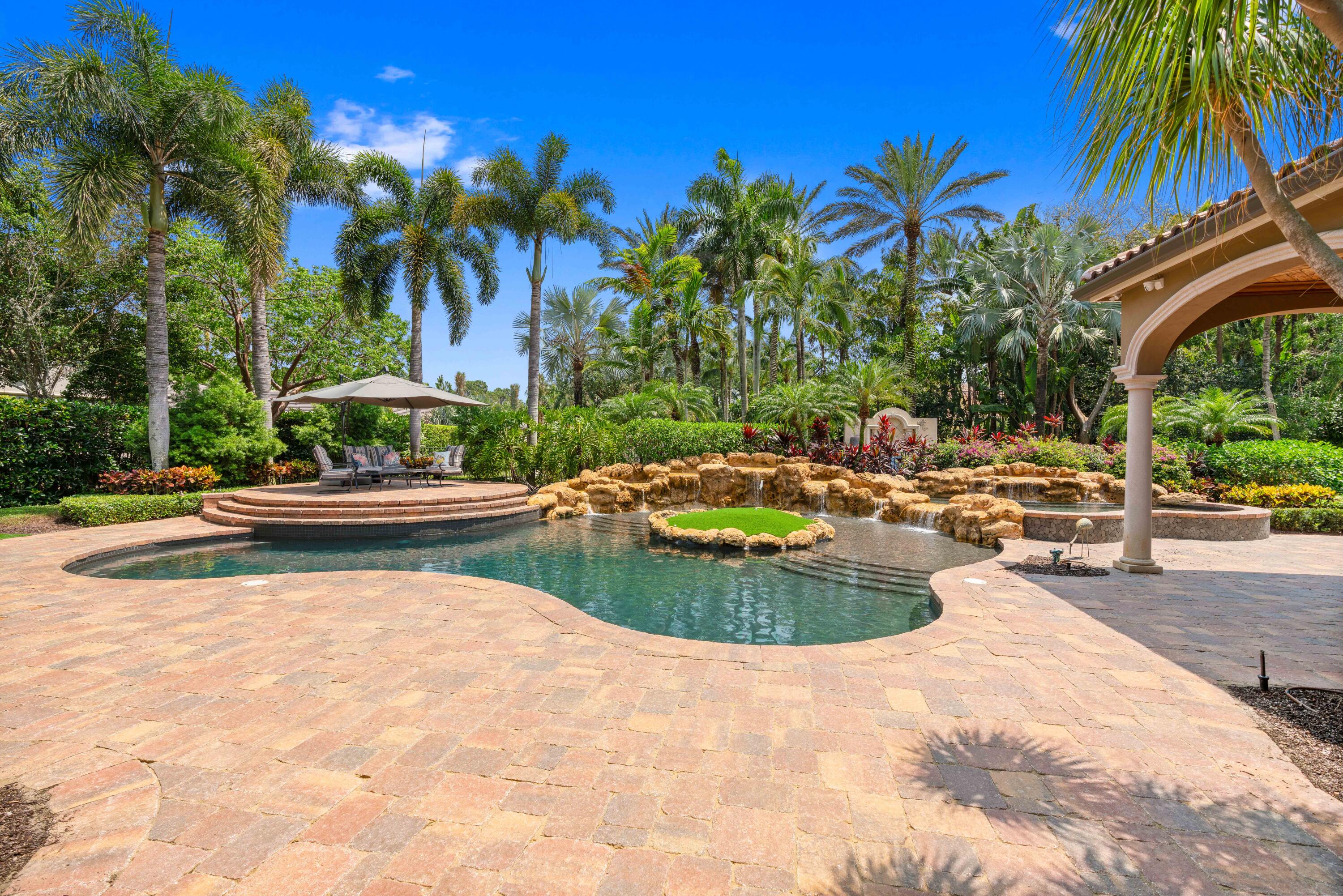 11734 Valeros Court