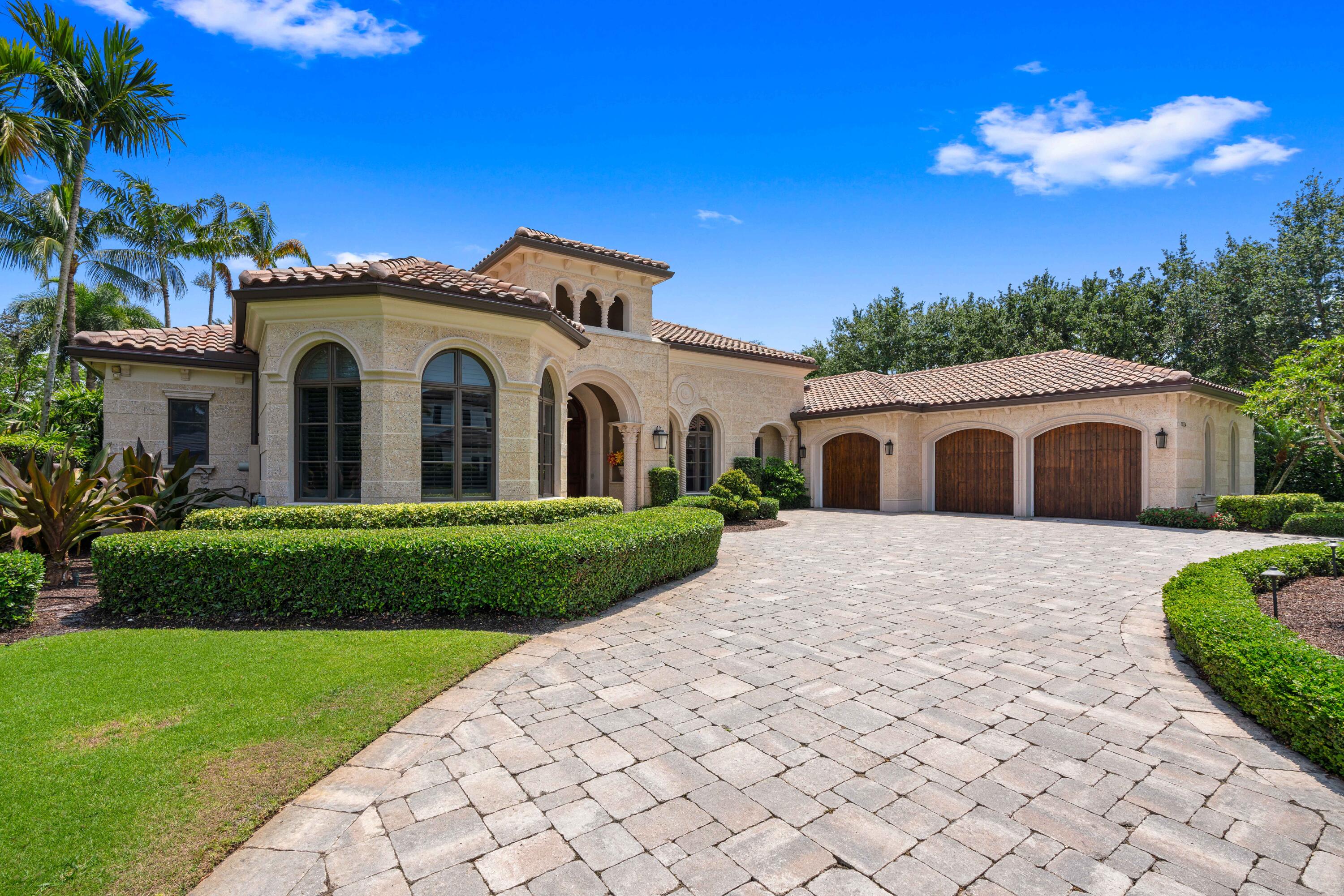 11734 Valeros Court