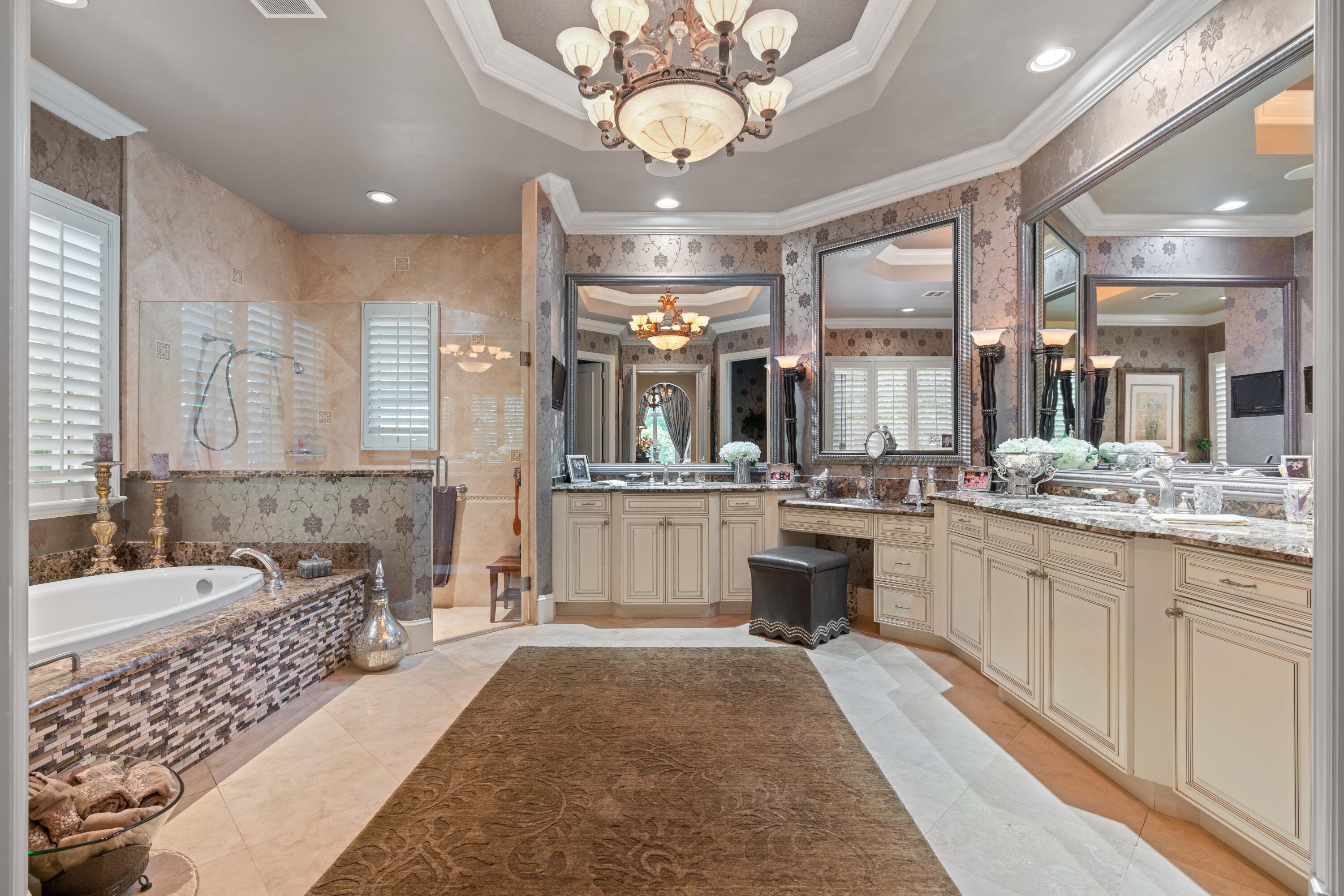 11711 Tulipa Court