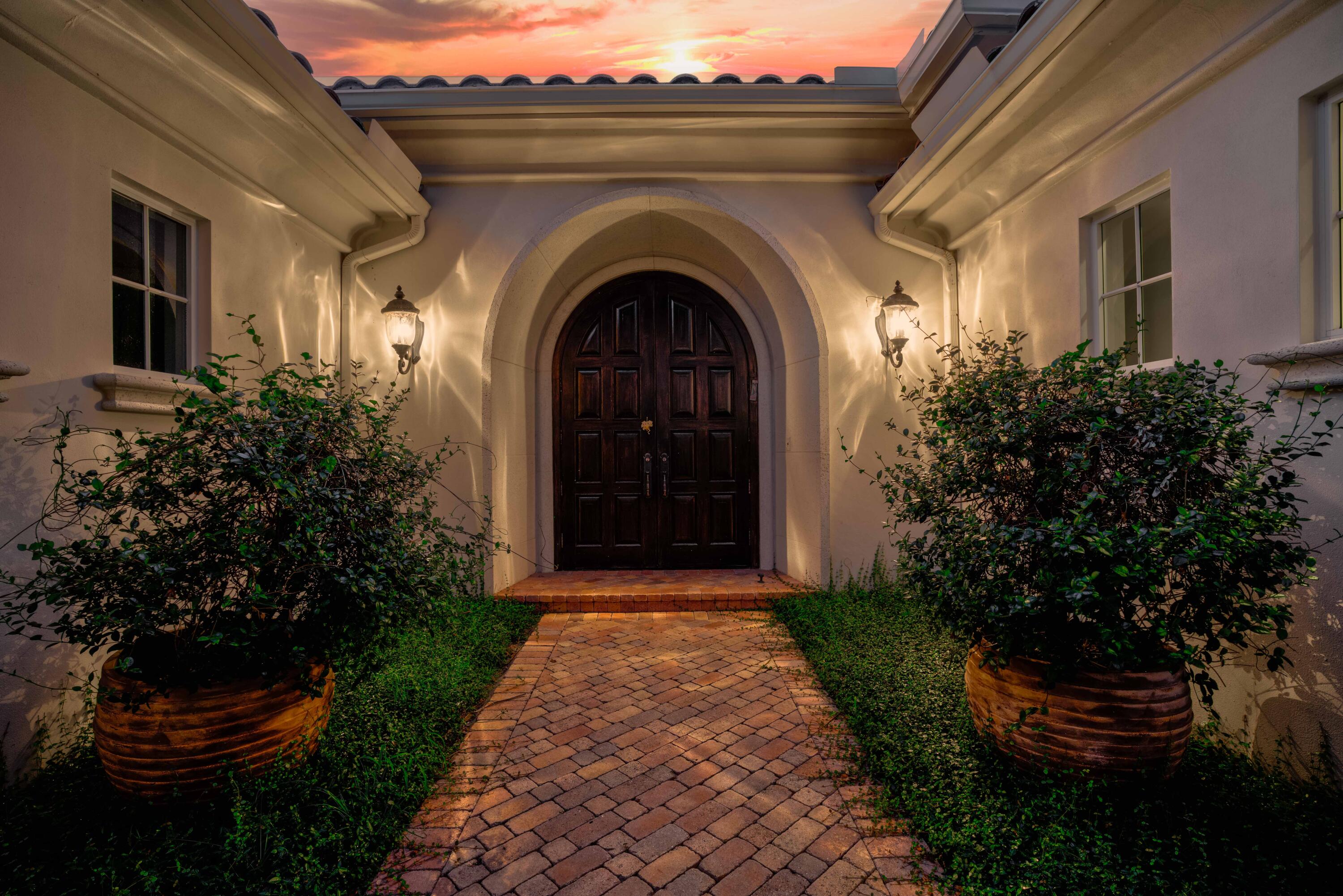 11301 Caladium Lane