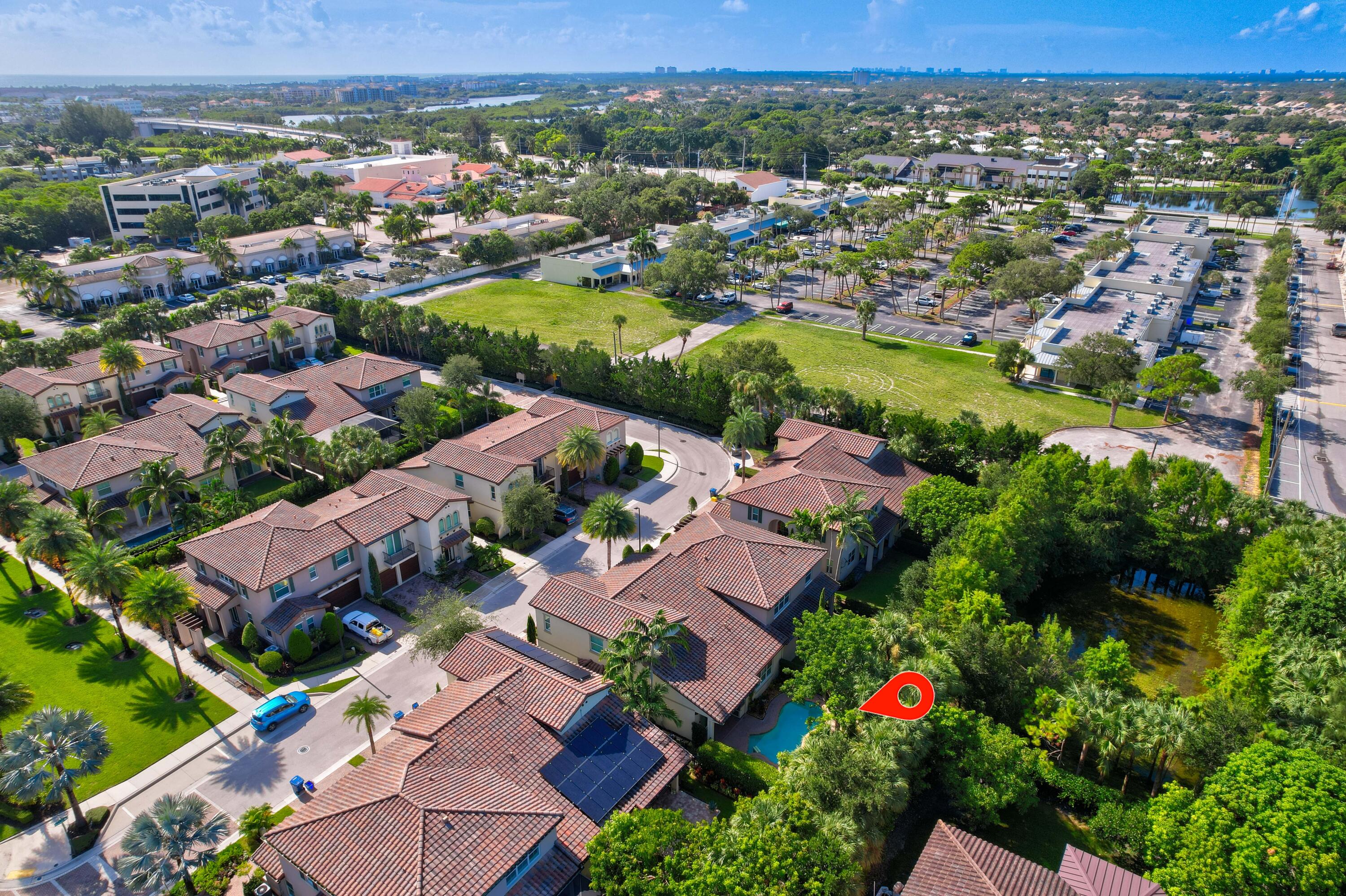 114 Diamante Way