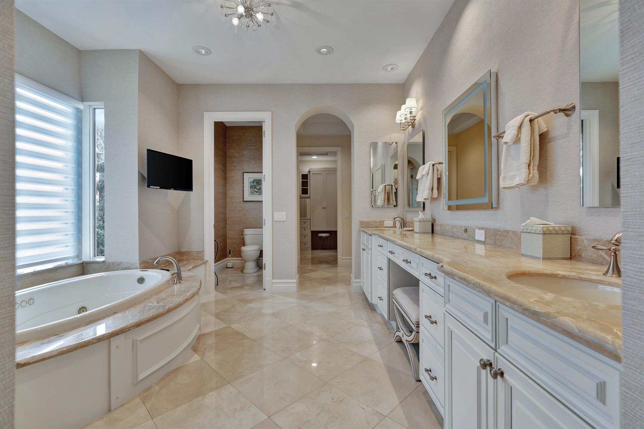 11127 Green Bayberry Drive