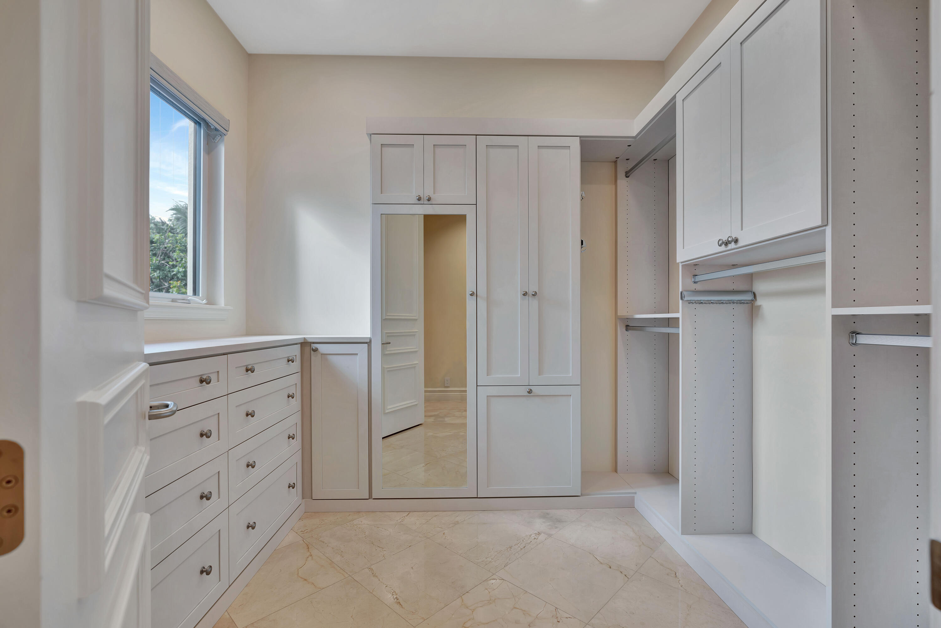 11127 Green Bayberry Drive