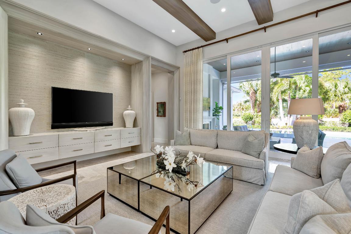 12113 Plantation Way