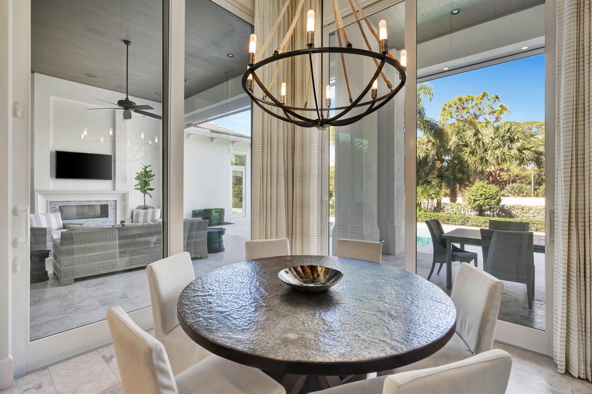 12113 Plantation Way