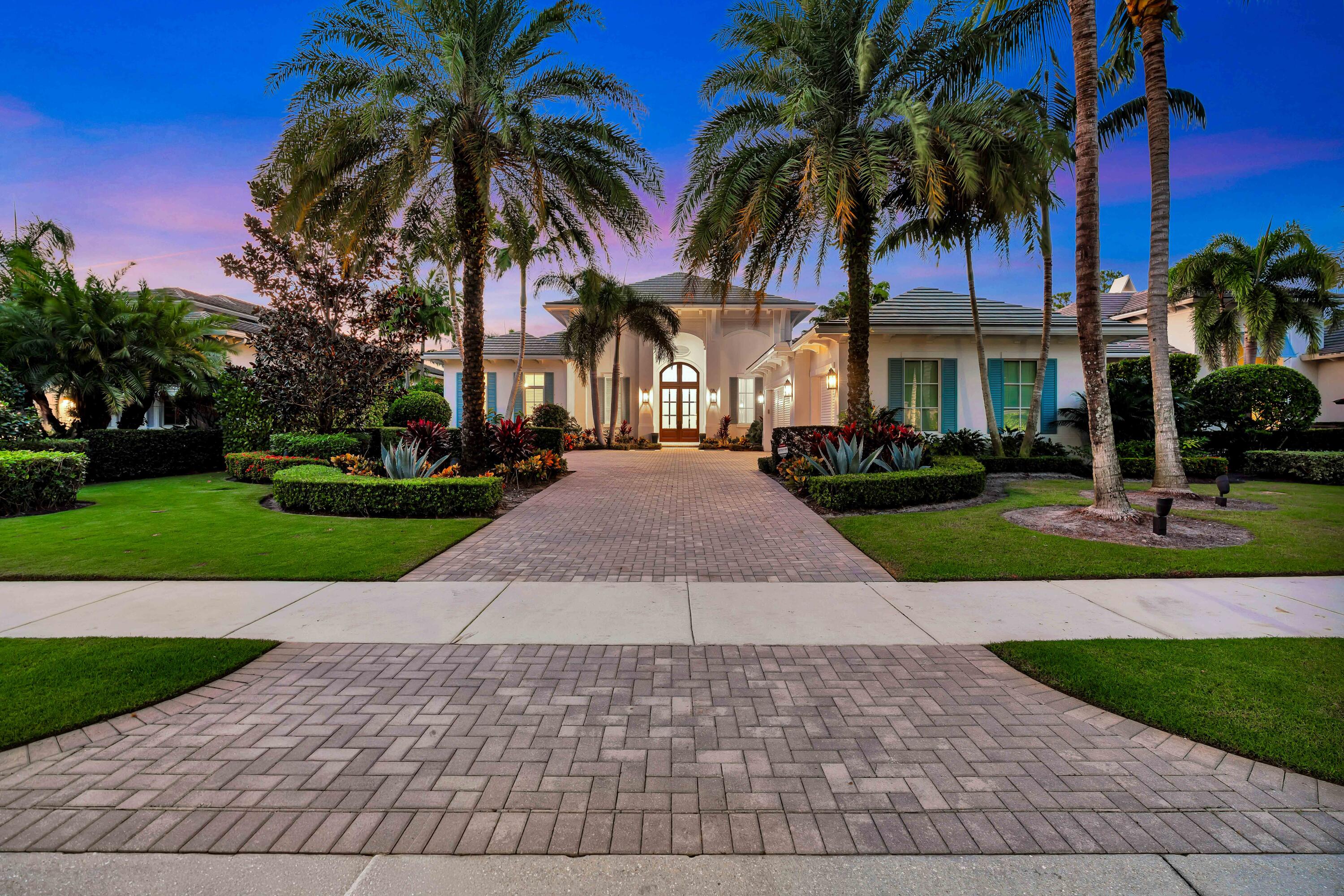 12113 Plantation Way