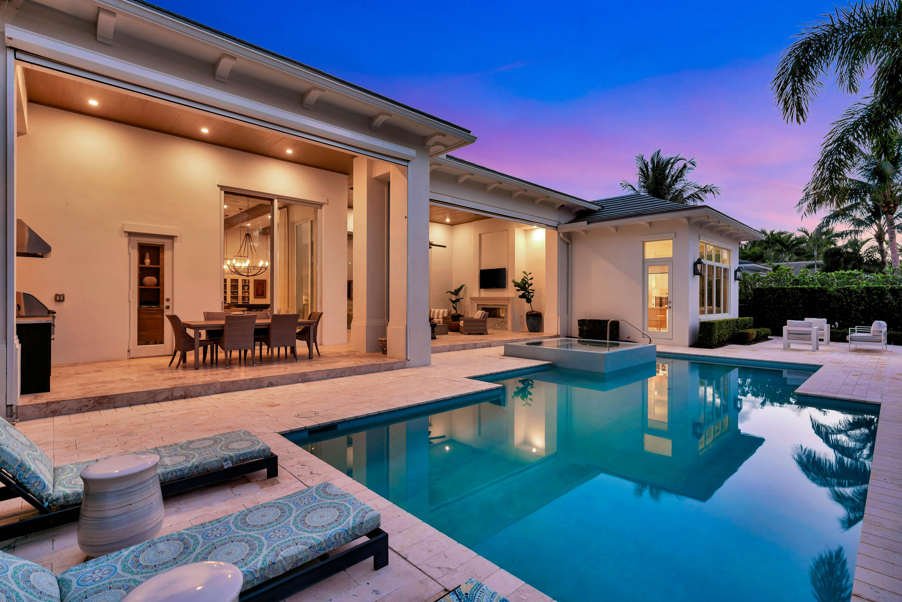 12113 Plantation Way
