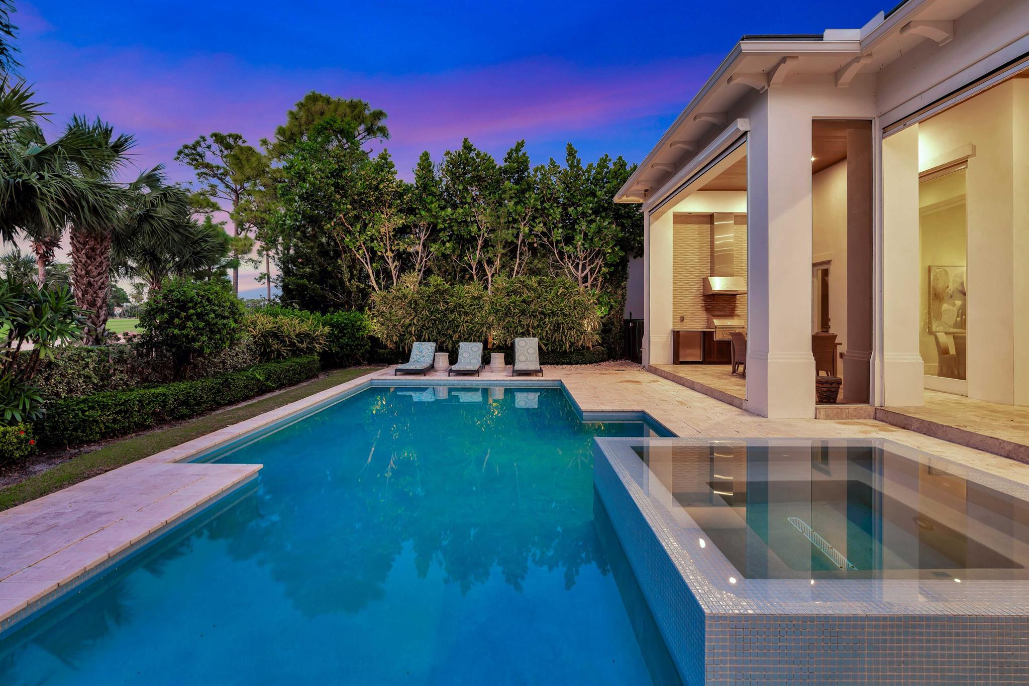 12113 Plantation Way