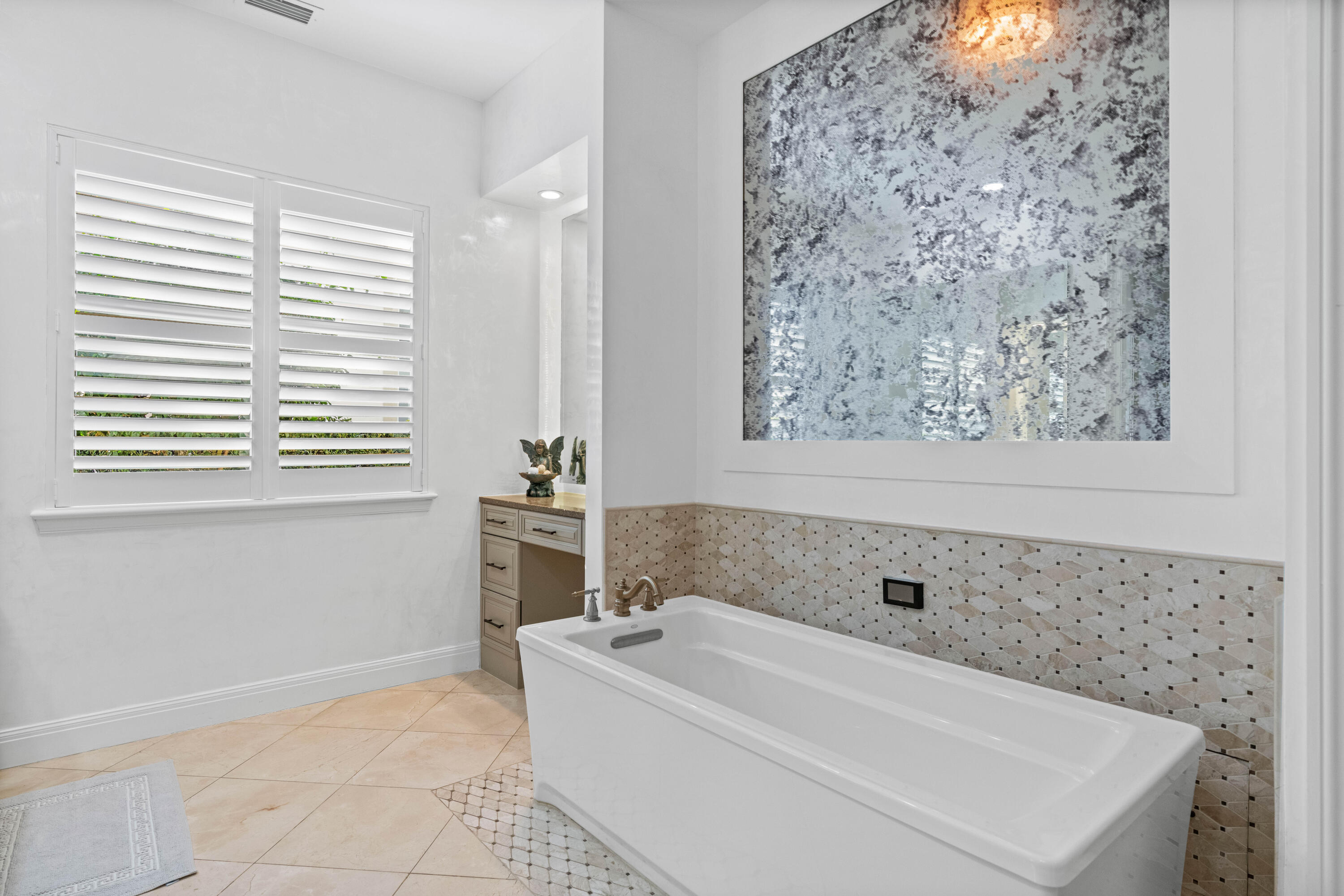 11216 Orange Hibiscus Lane