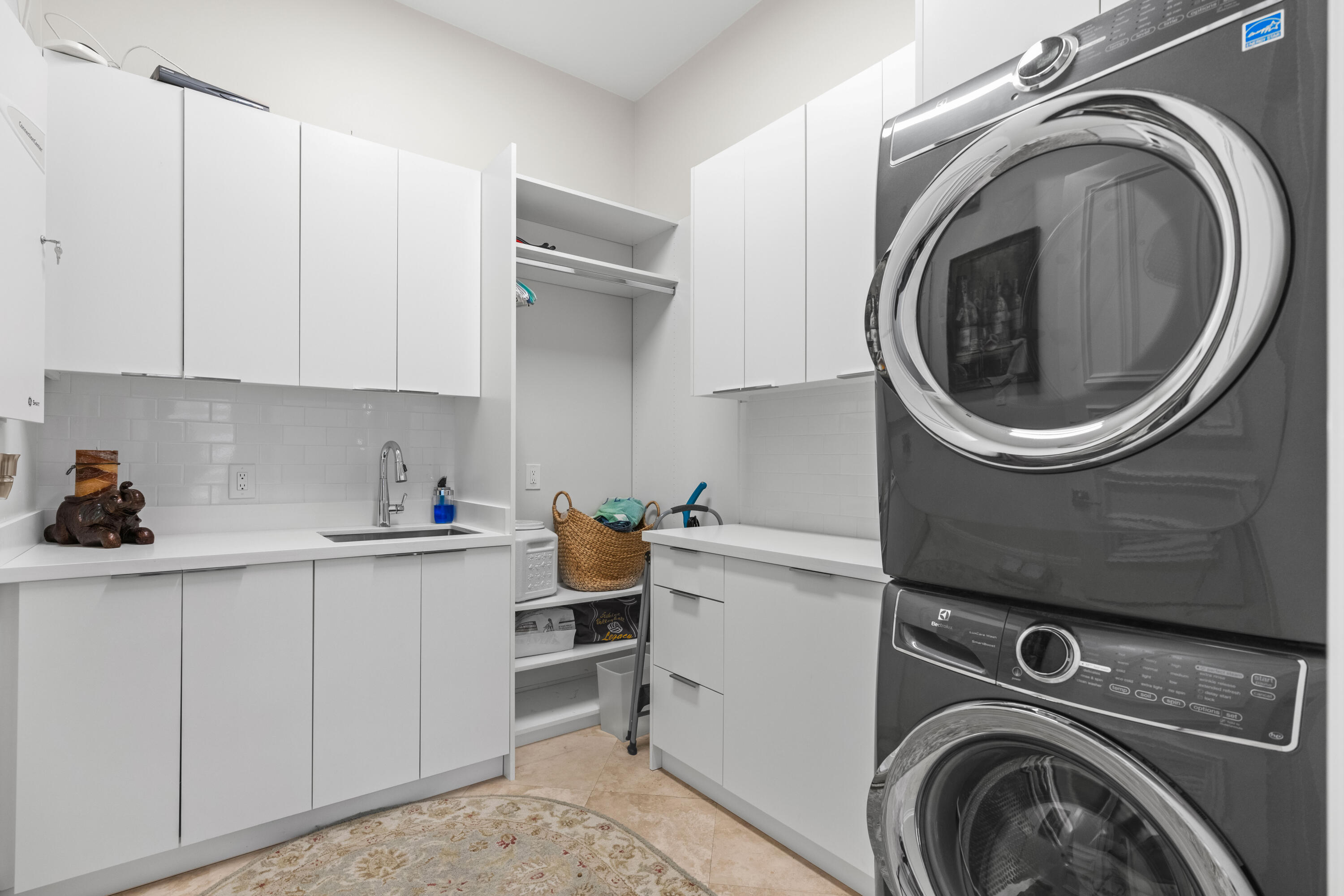 11216 Orange Hibiscus Lane