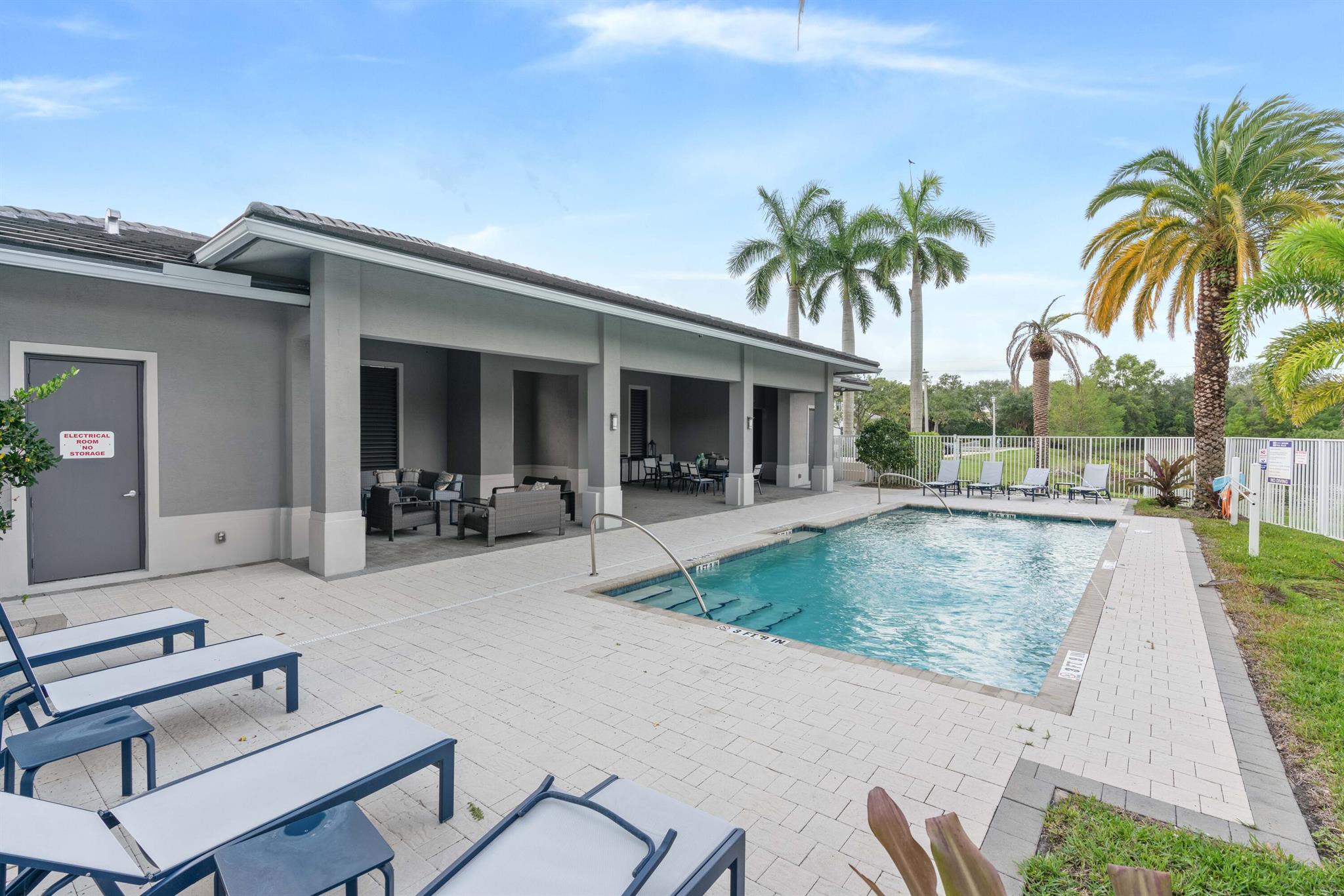 4849 Pointe Midtown Road