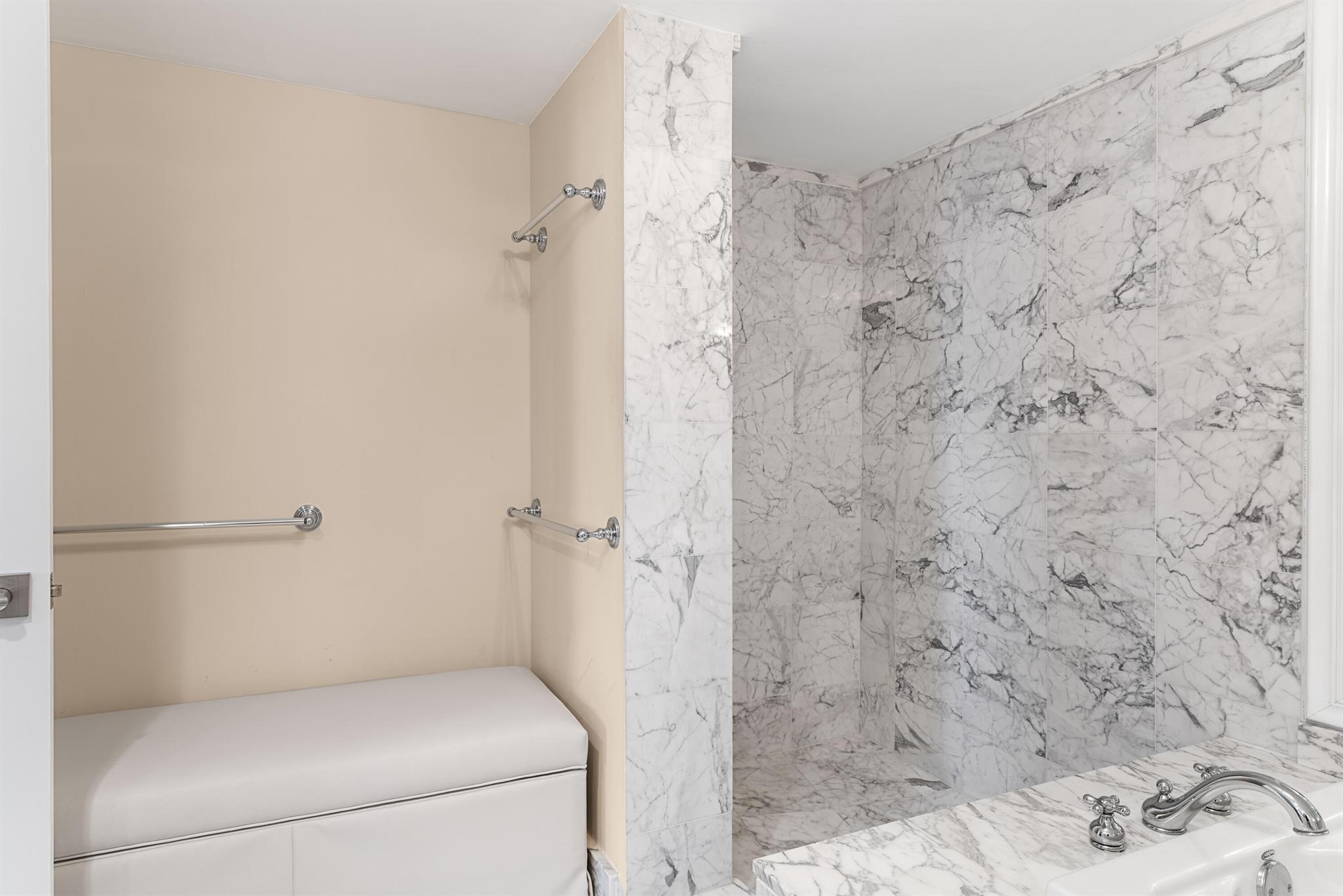 5550 N Ocean Drive 5c