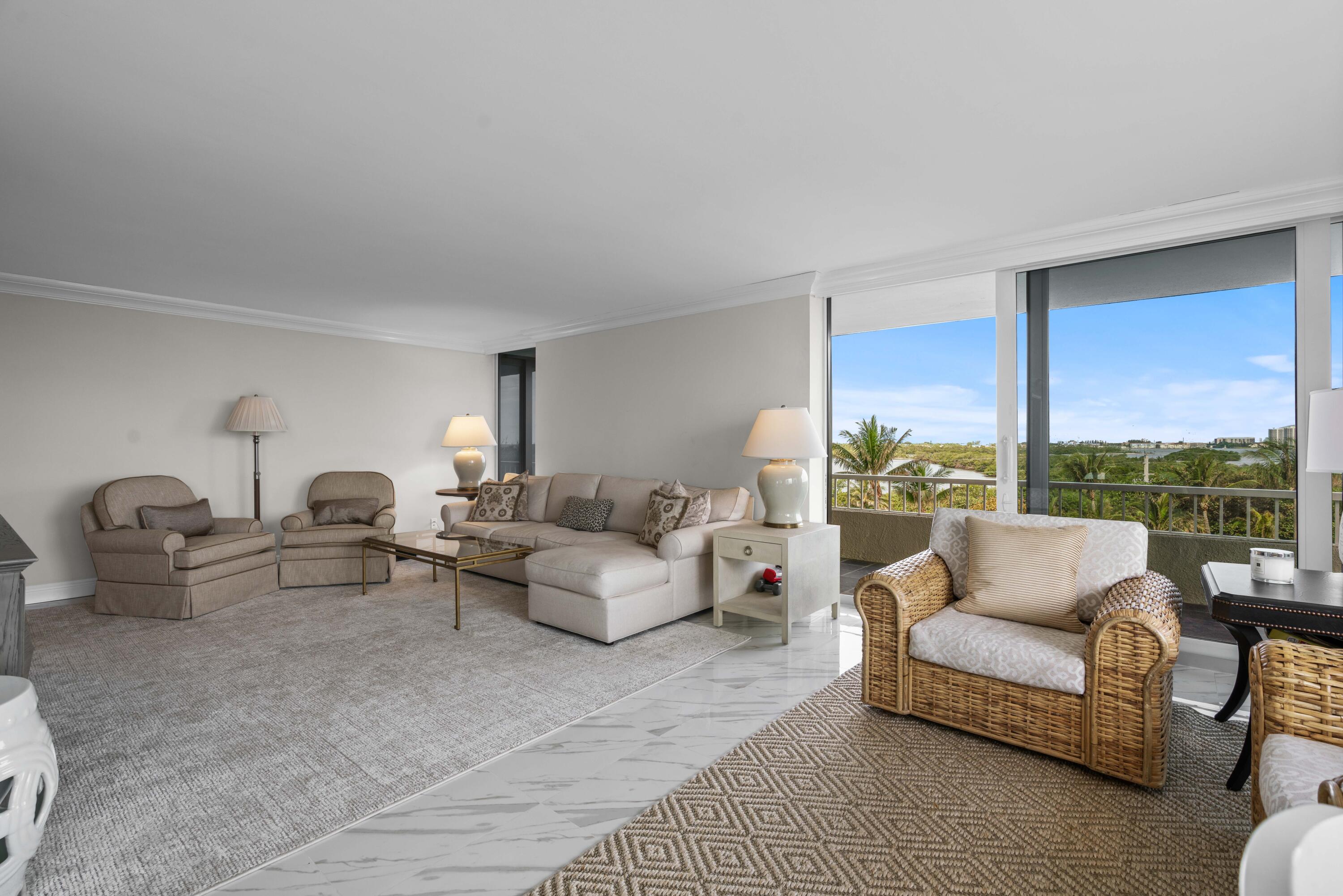 5550 N Ocean Drive 5c