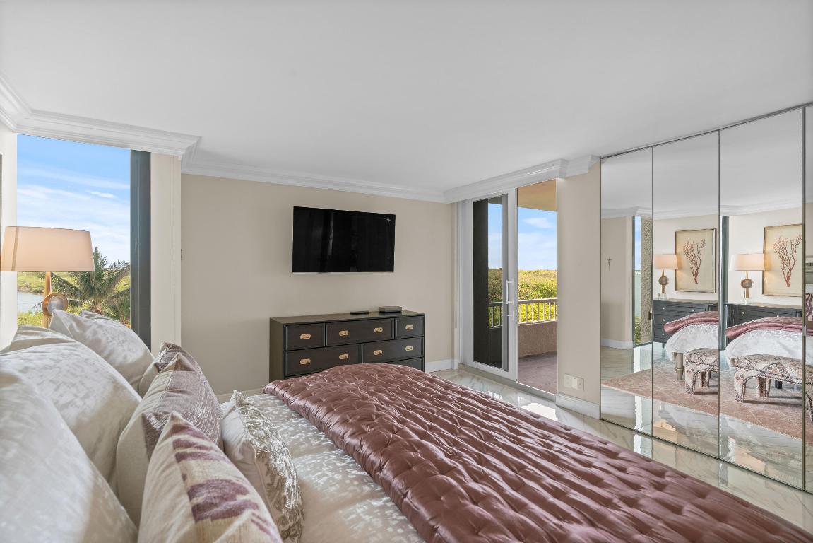 5550 N Ocean Drive 5c