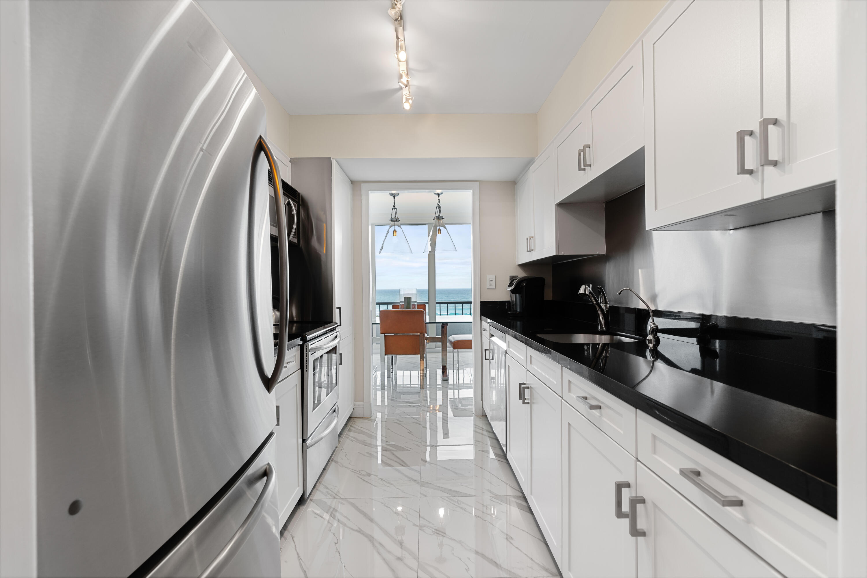 5550 N Ocean Drive 5c