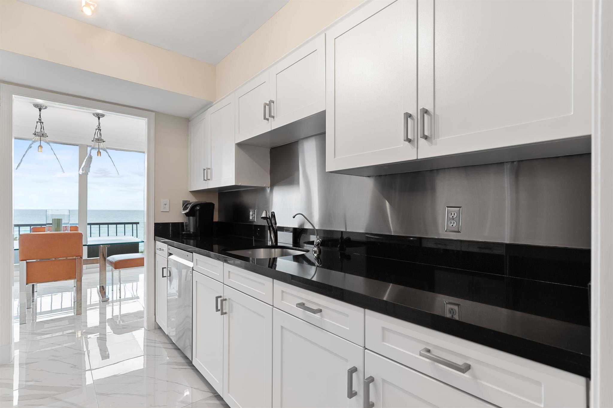 5550 N Ocean Drive 5c