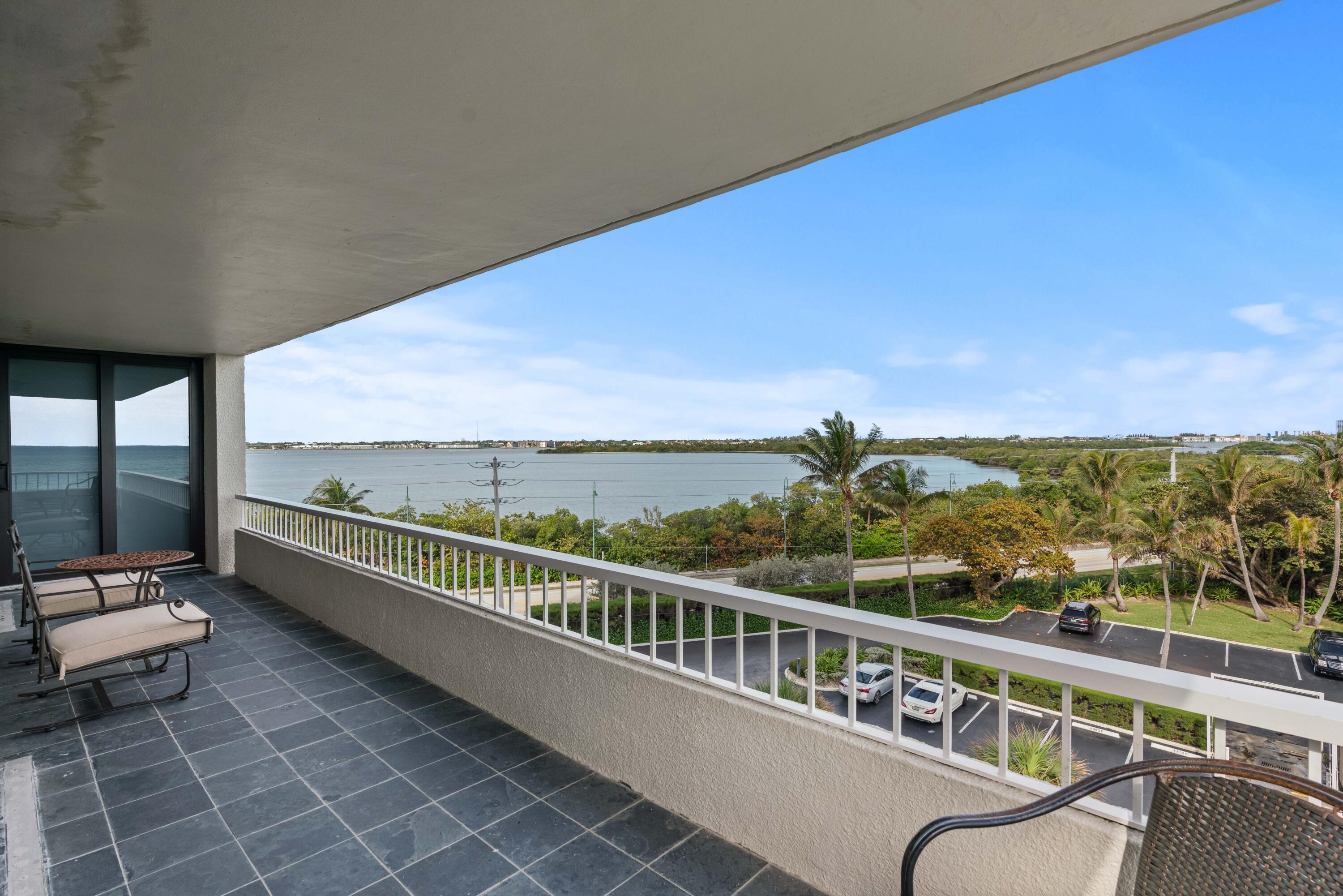 5550 N Ocean Drive 5c