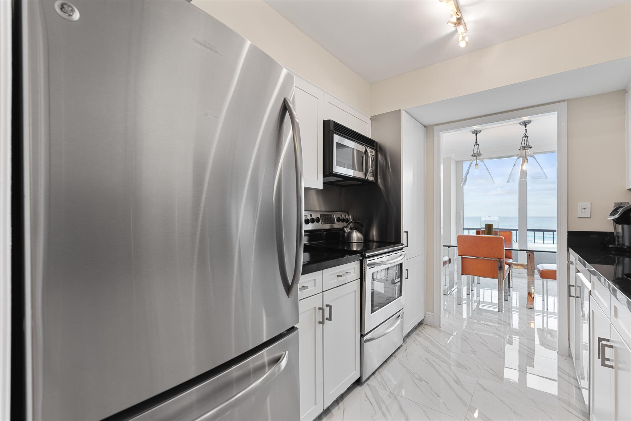 5550 N Ocean Drive 5c