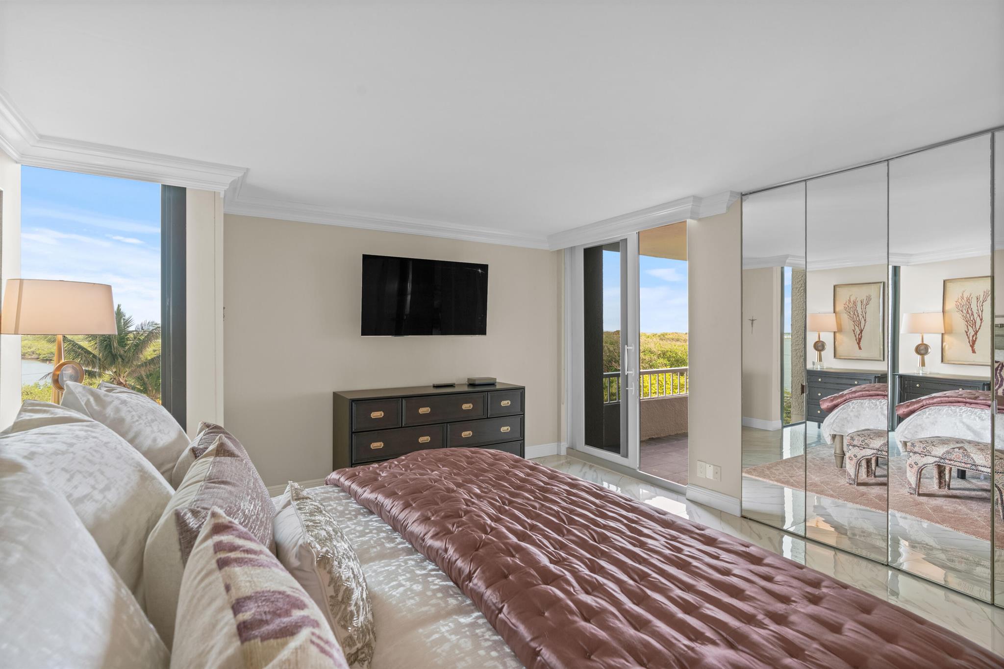 5550 N Ocean Drive 5c