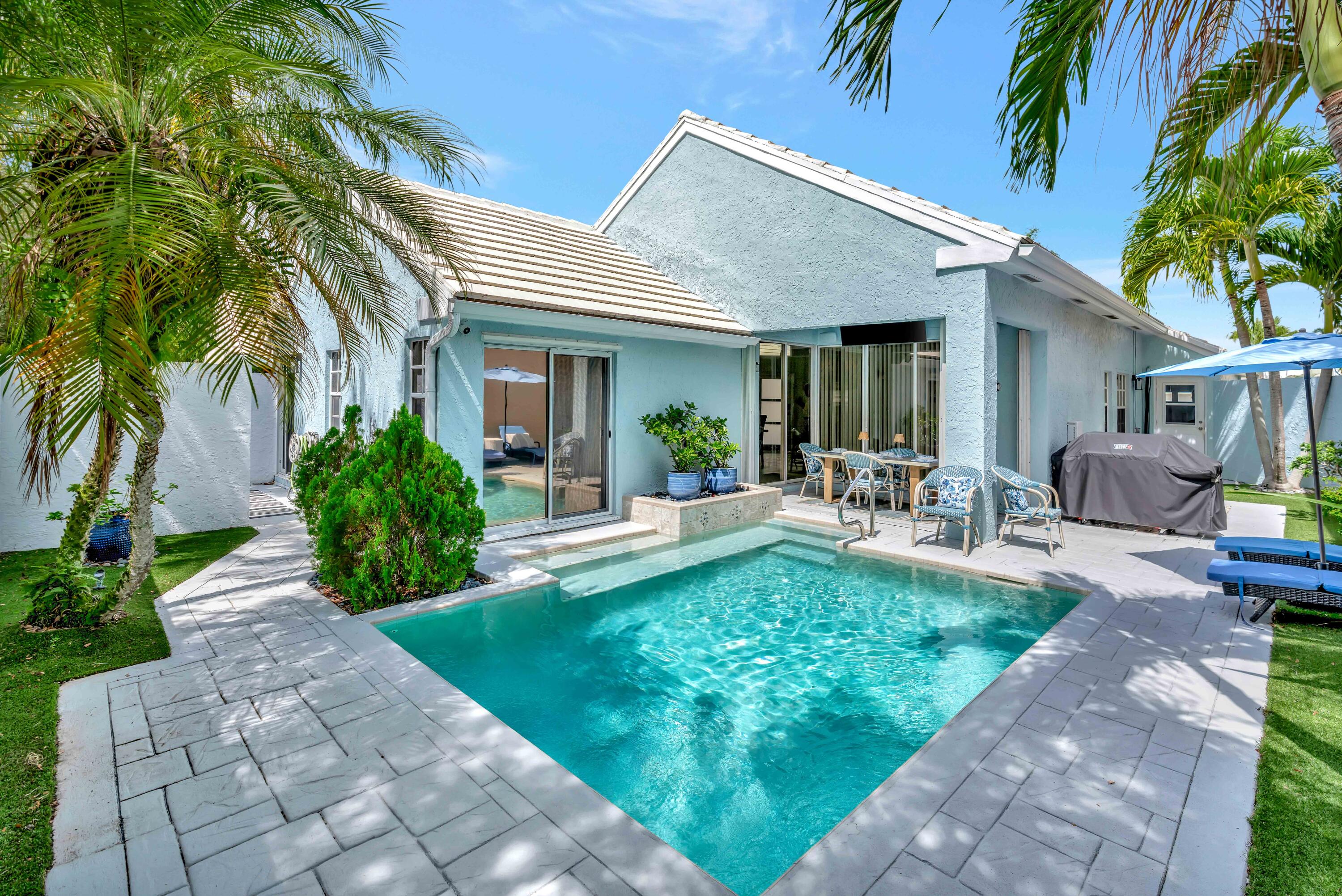 17 Blenheim Court