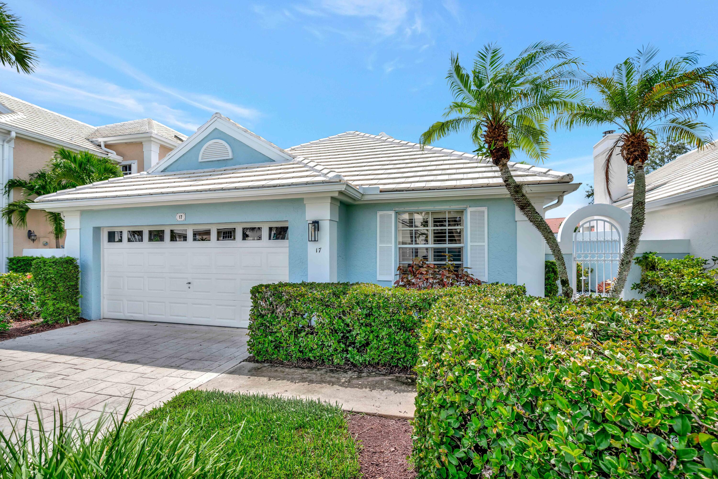 17 Blenheim Court