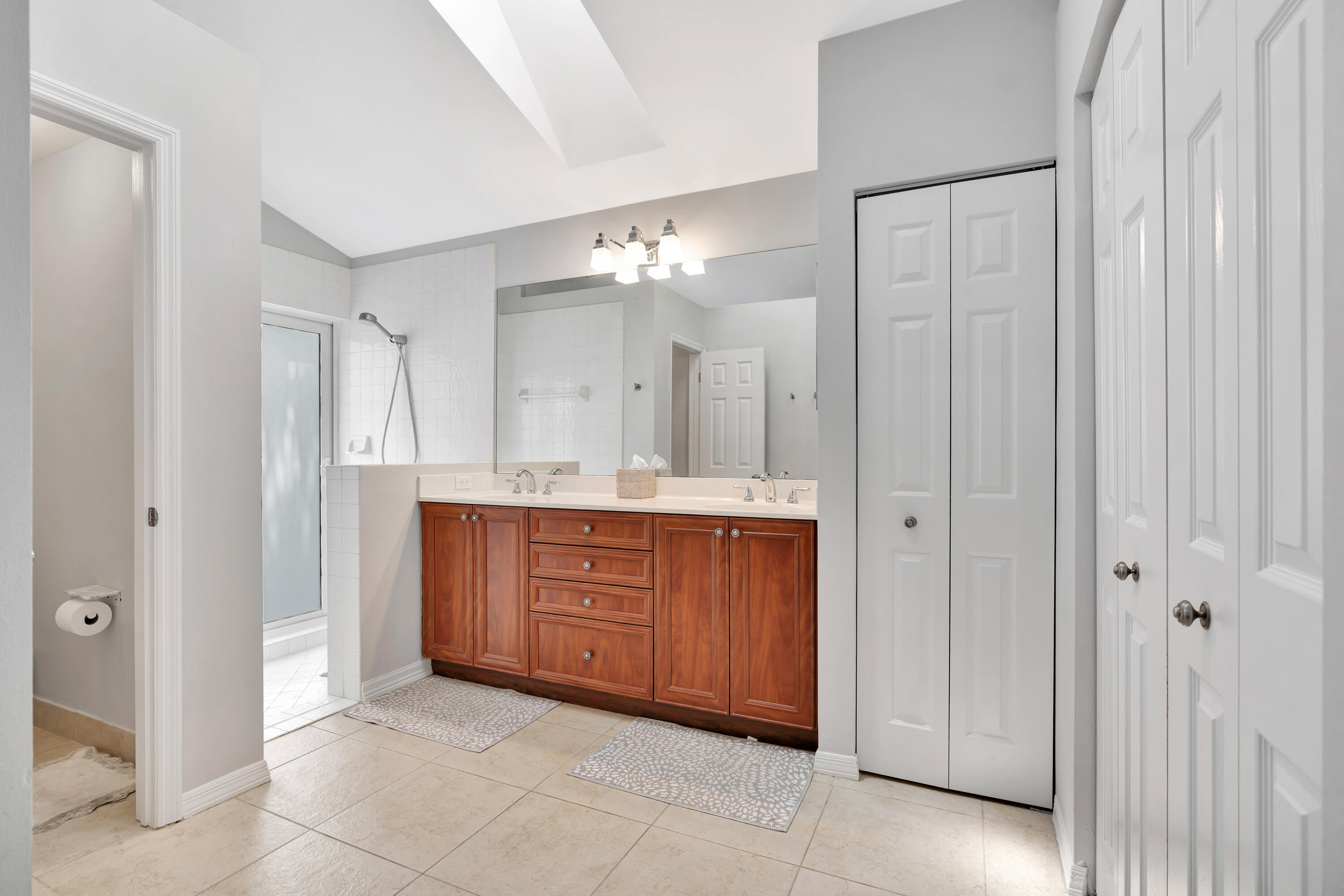 17 Blenheim Court