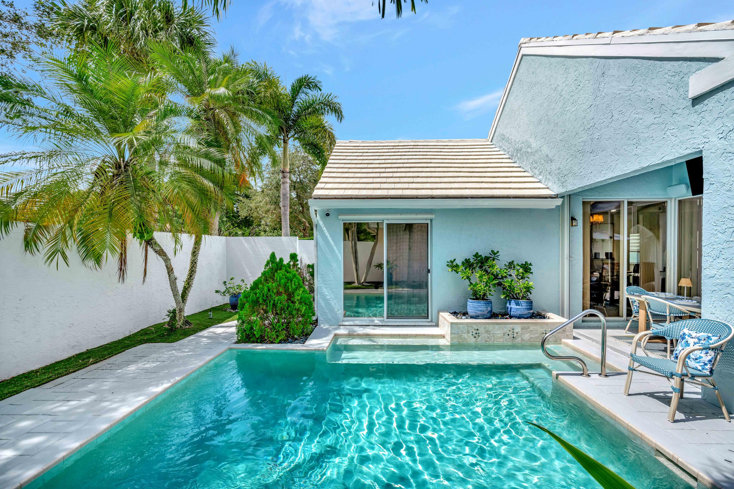 17 Blenheim Court