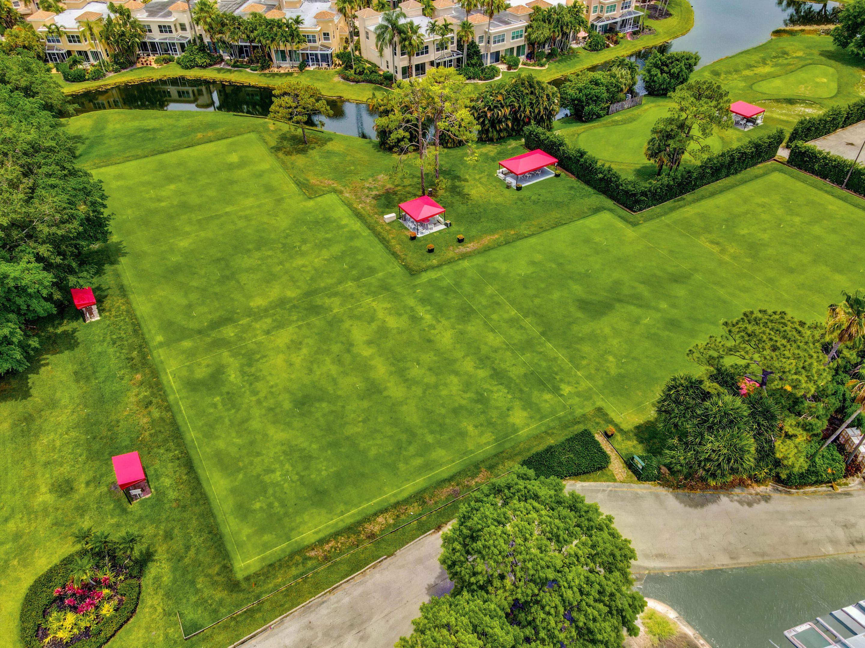 17 Blenheim Court