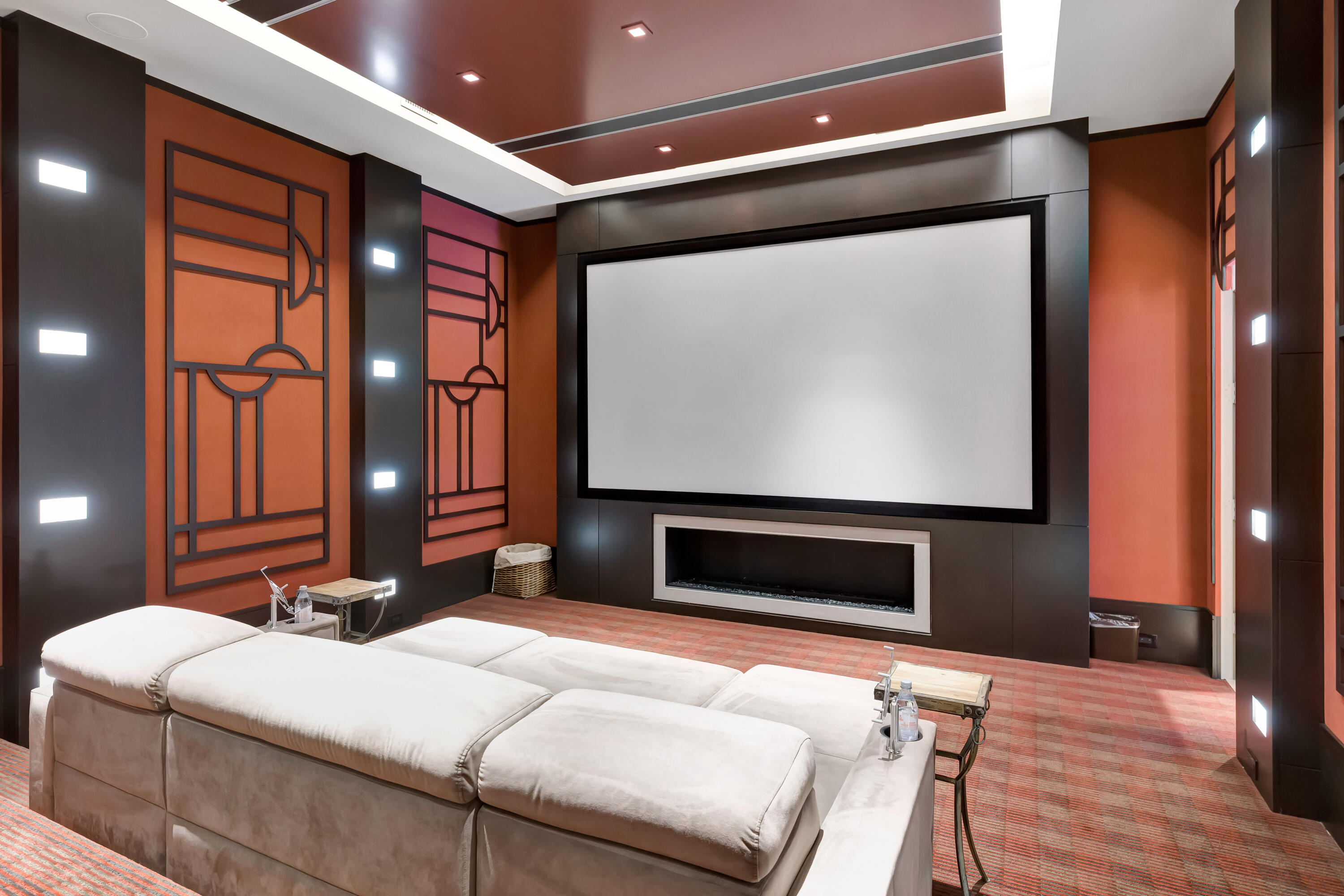 12218 Tillinghast Circle