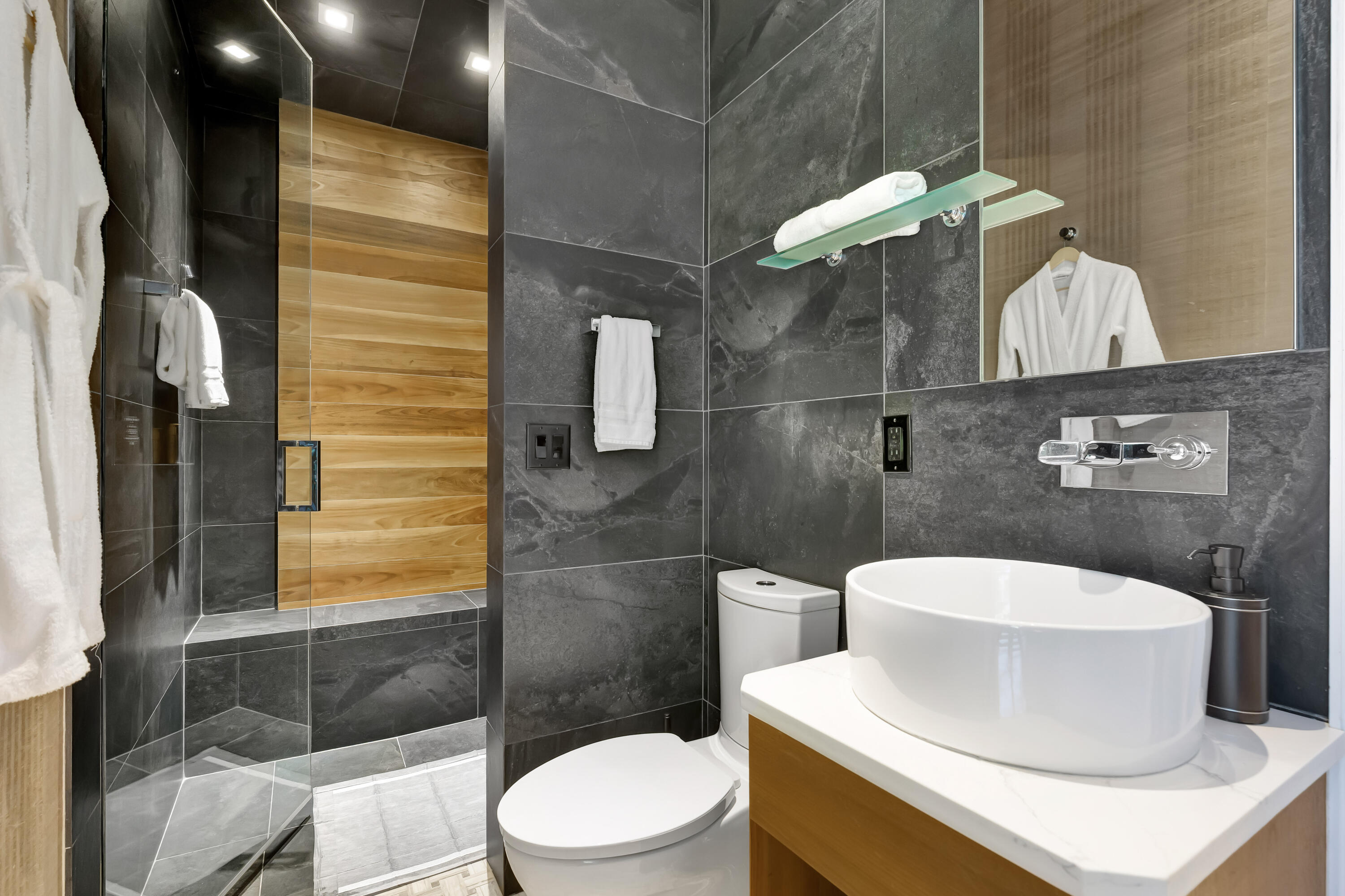 12218 Tillinghast Circle