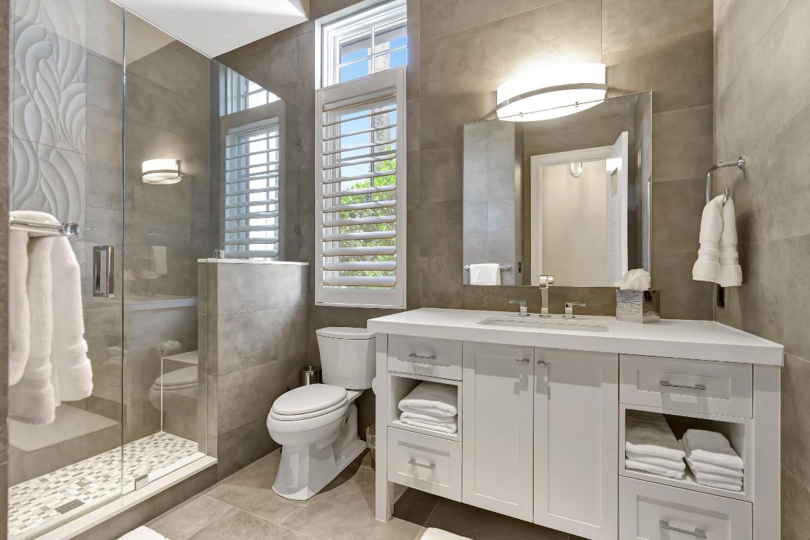 12218 Tillinghast Circle