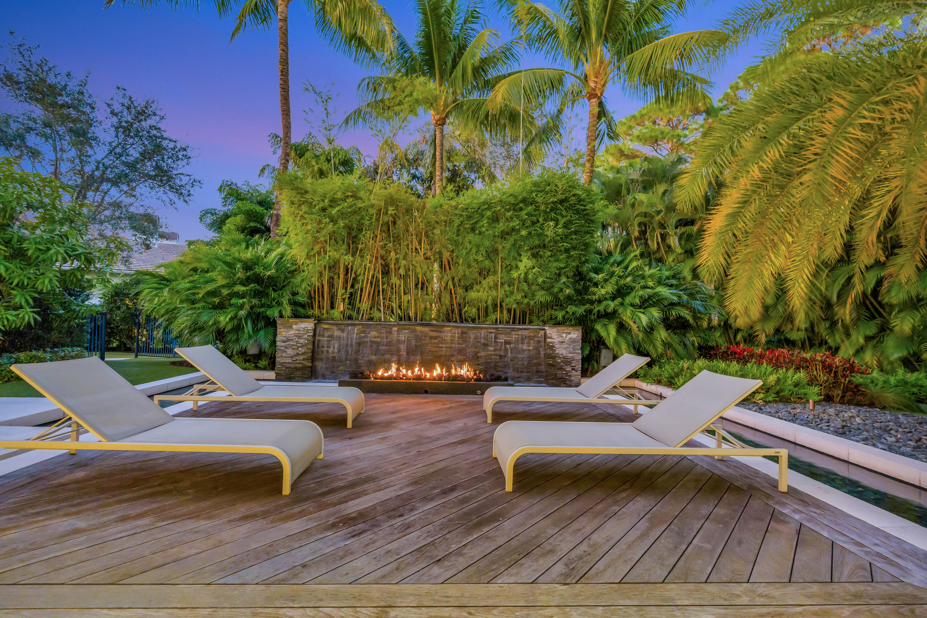 12218 Tillinghast Circle