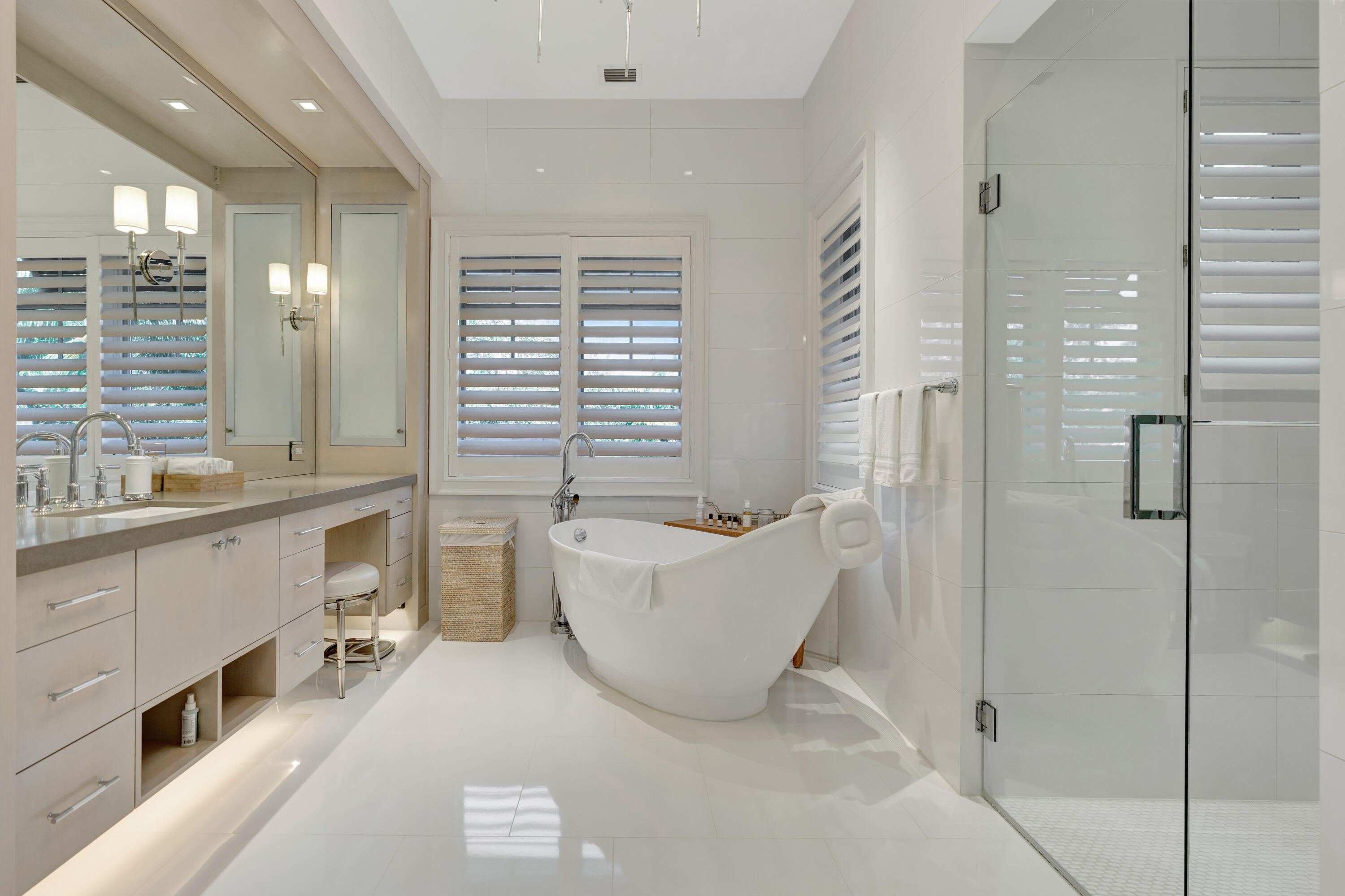 12218 Tillinghast Circle