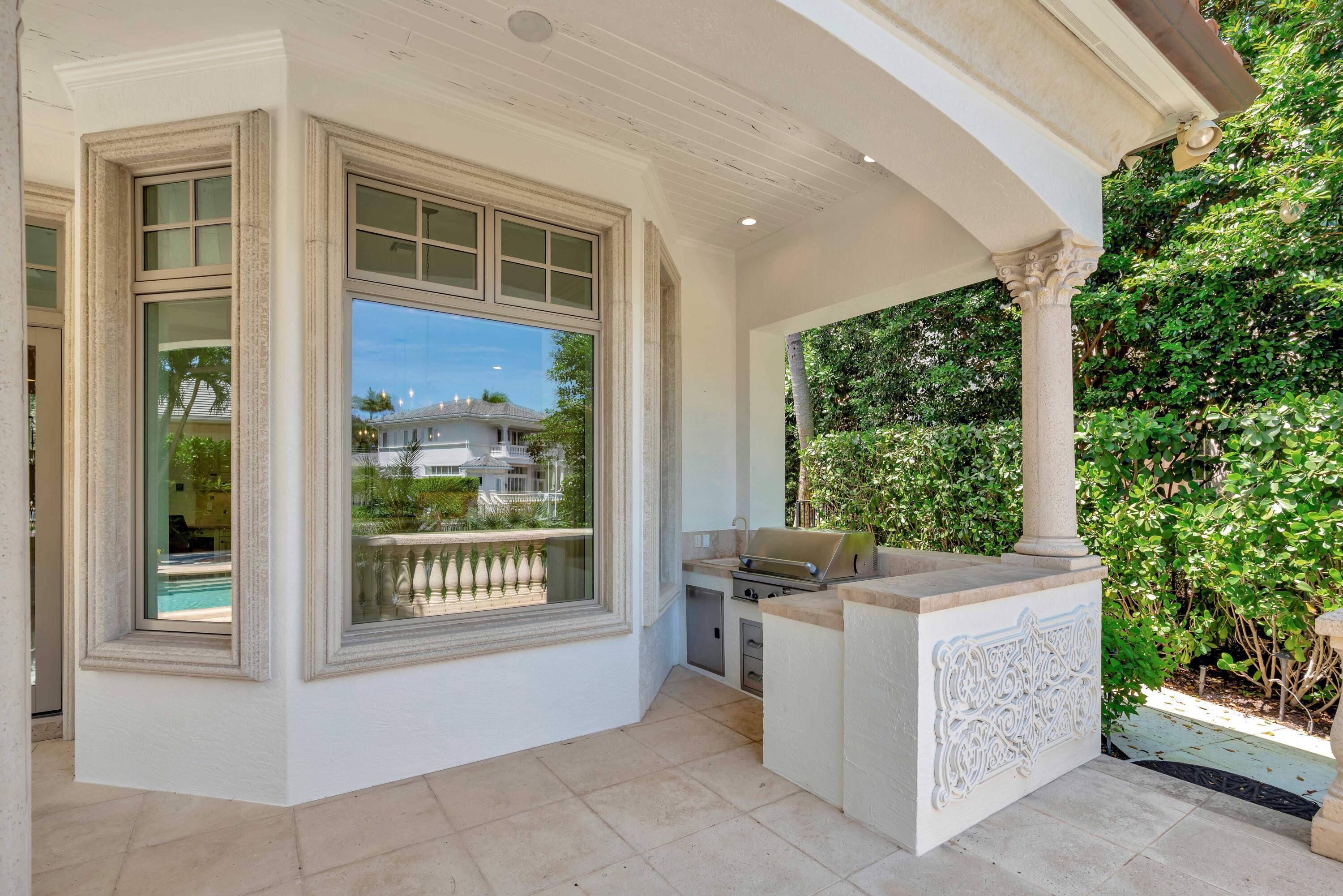 753 Harbour Isle Place
