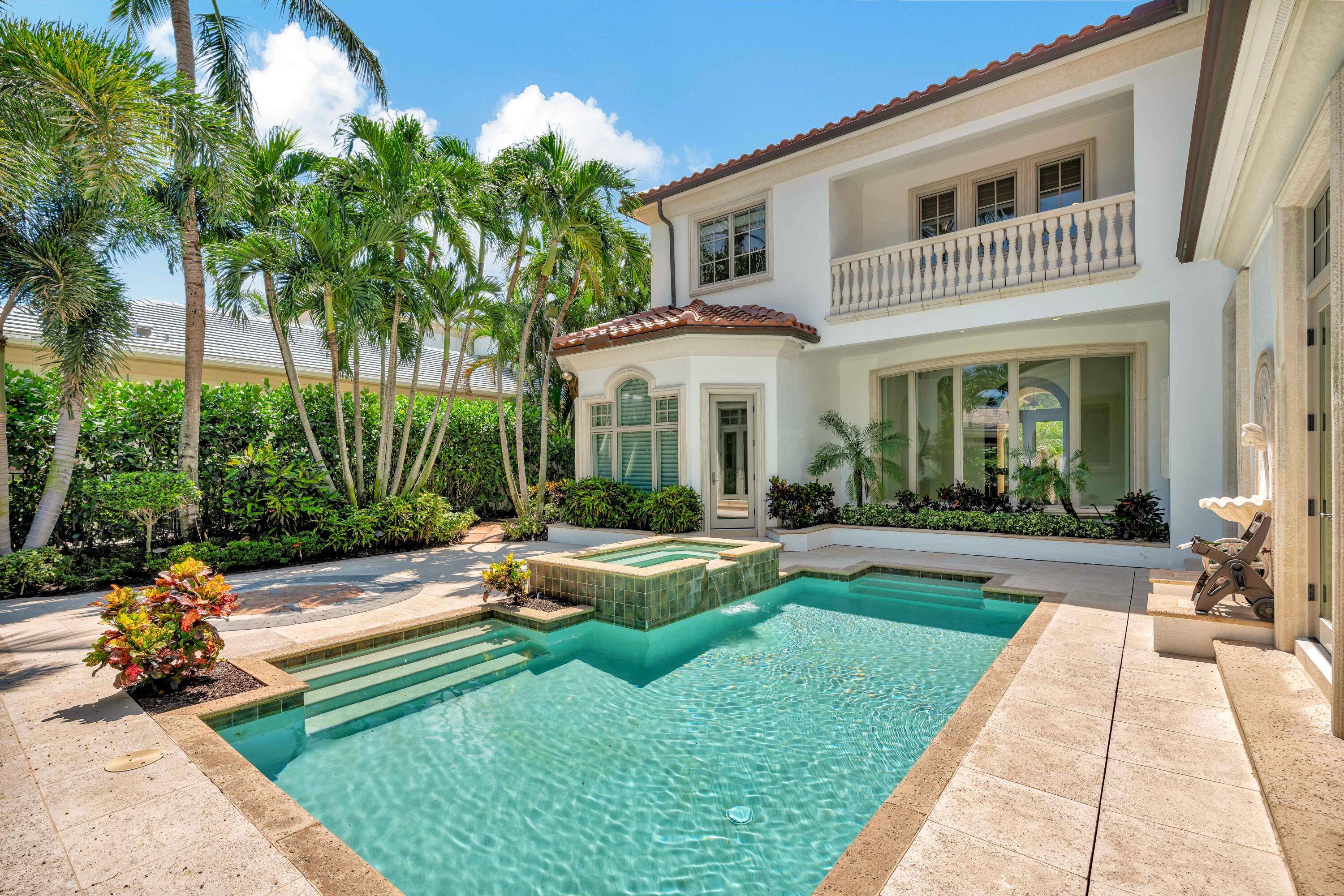 753 Harbour Isle Place