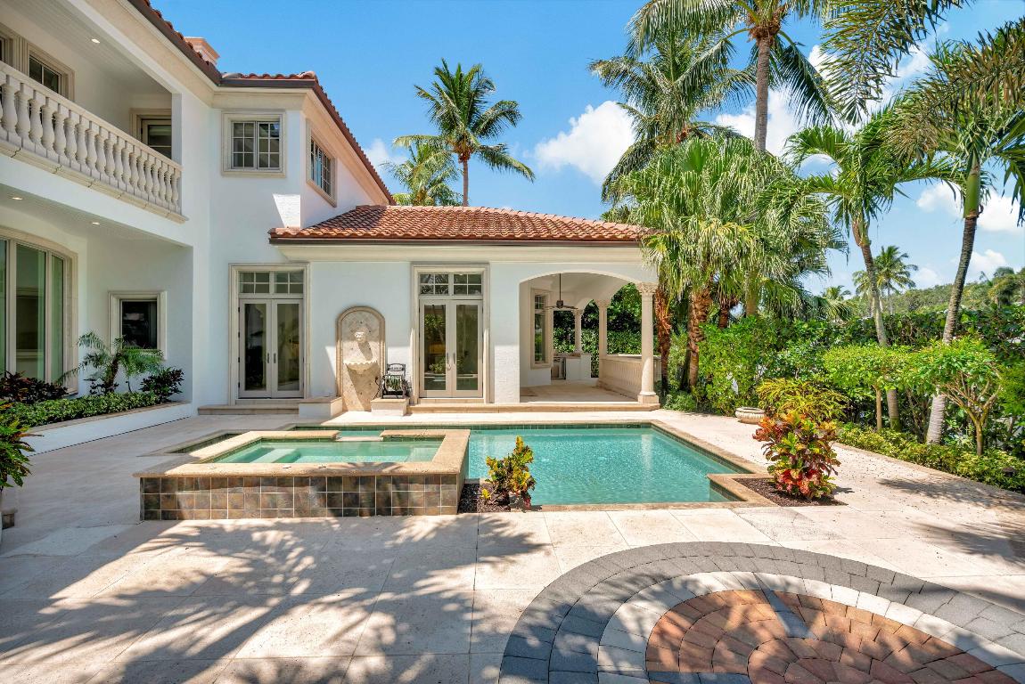 753 Harbour Isle Place