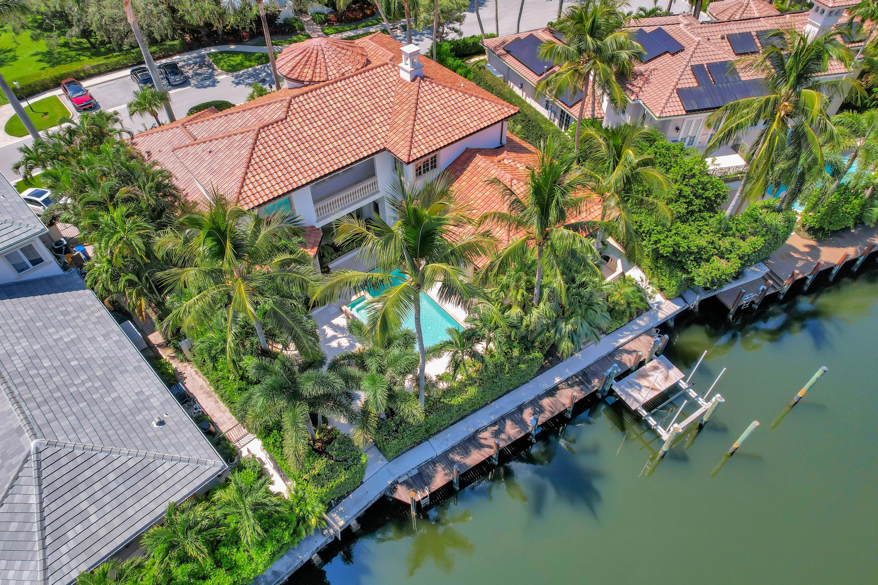 753 Harbour Isle Place