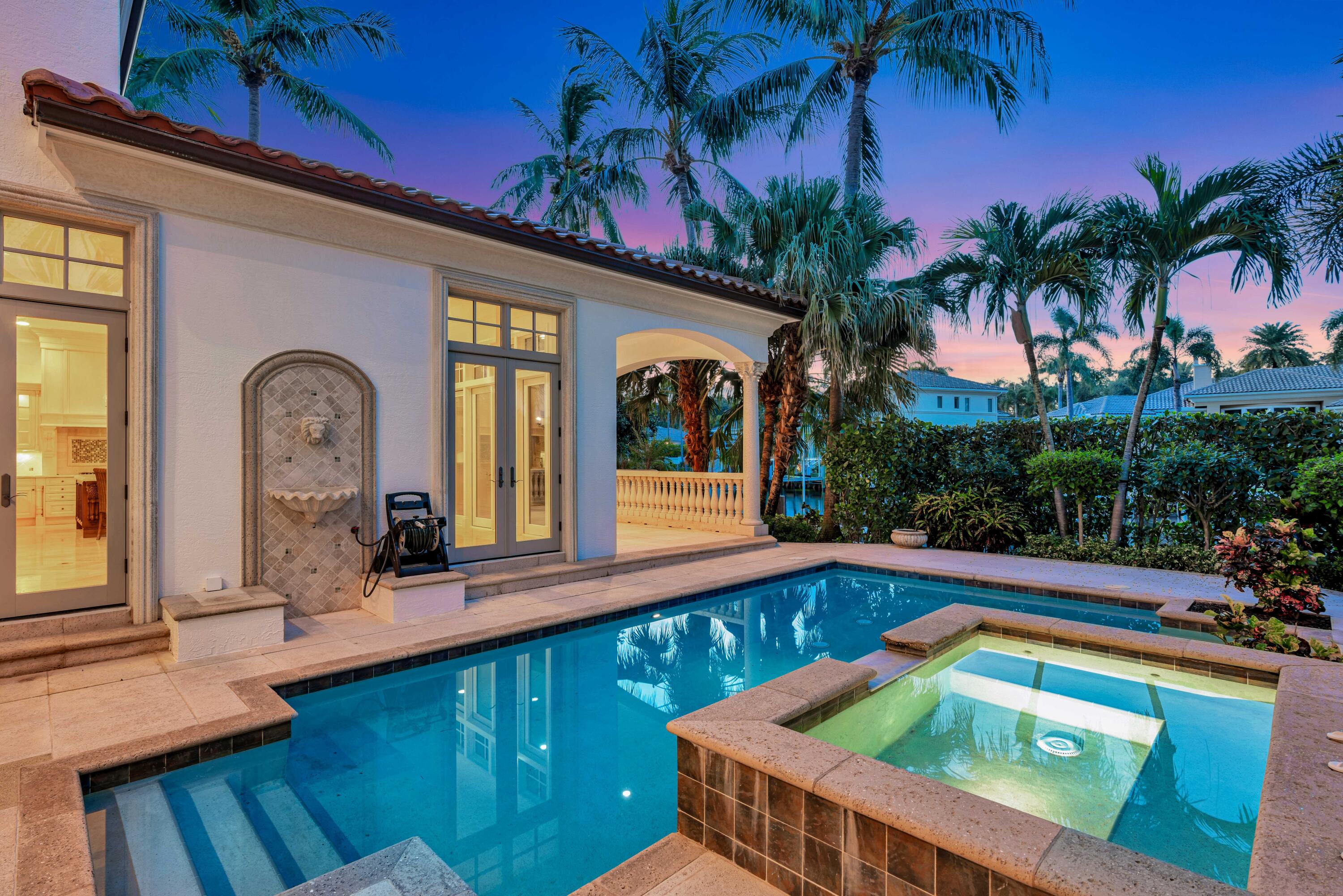 753 Harbour Isle Place
