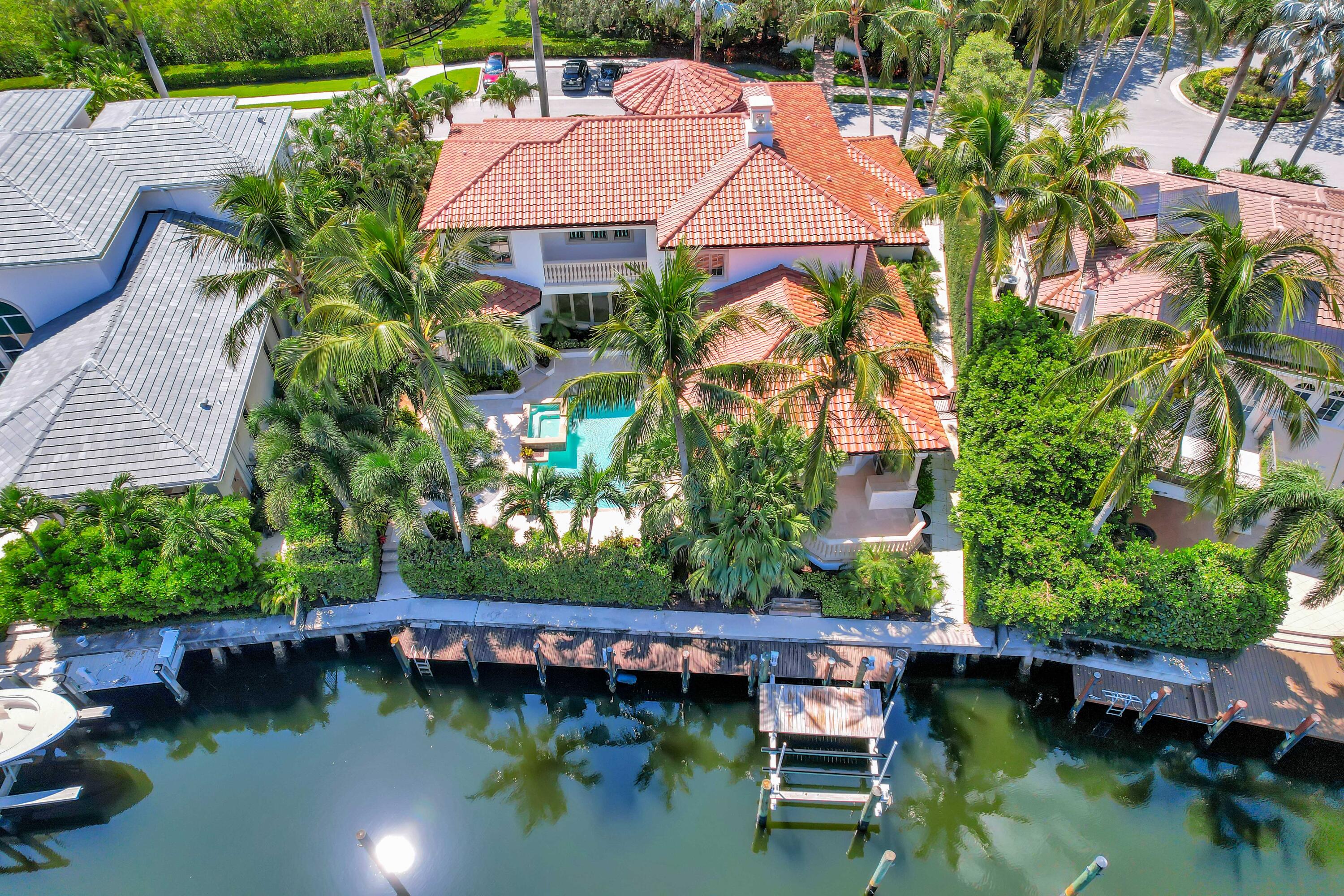 753 Harbour Isle Place