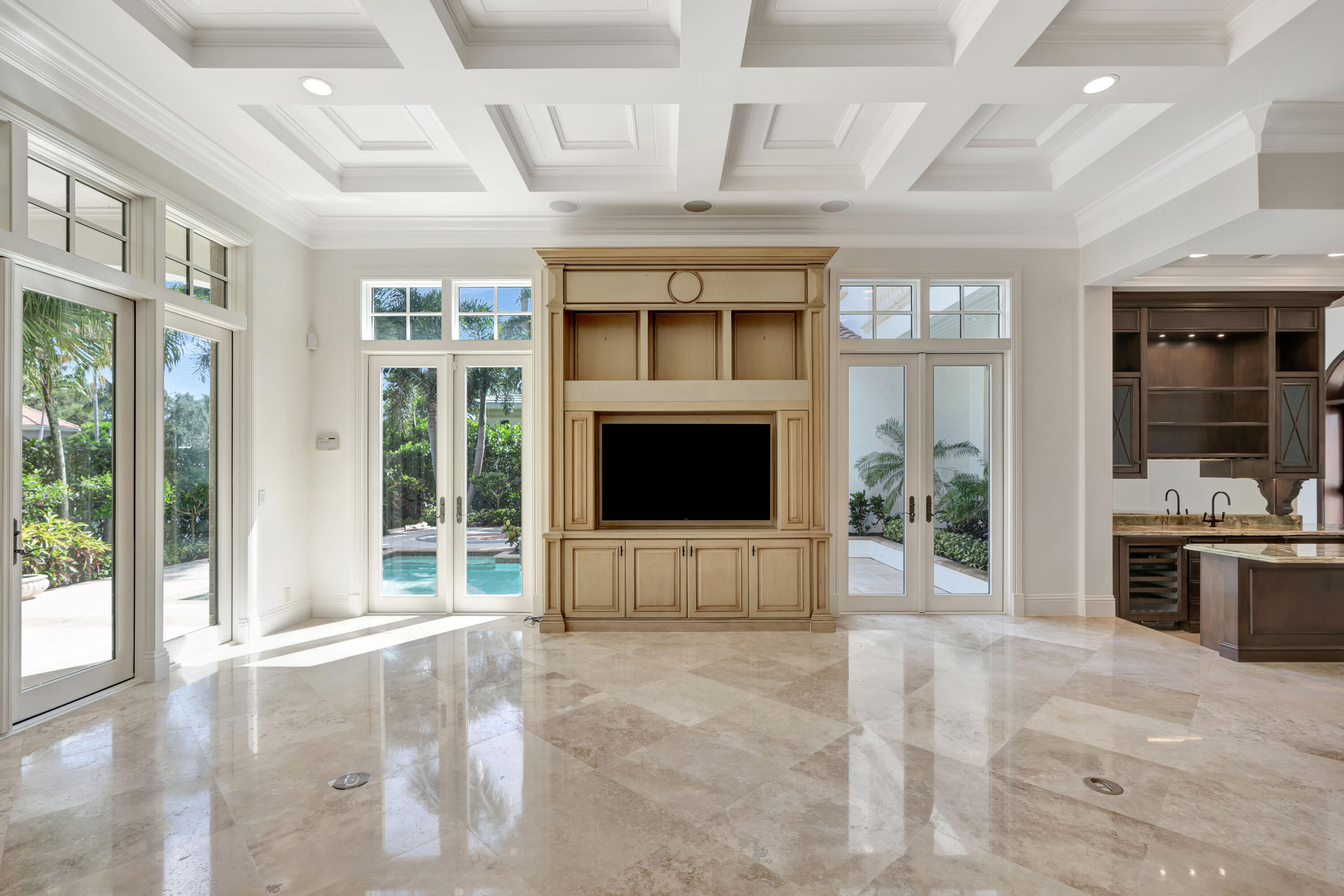 753 Harbour Isle Place