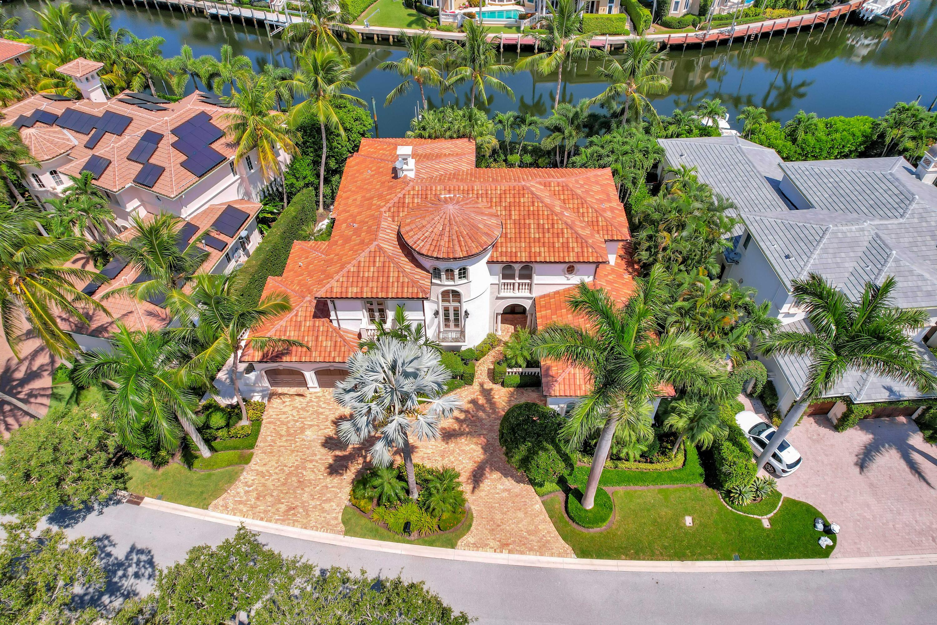 753 Harbour Isle Place