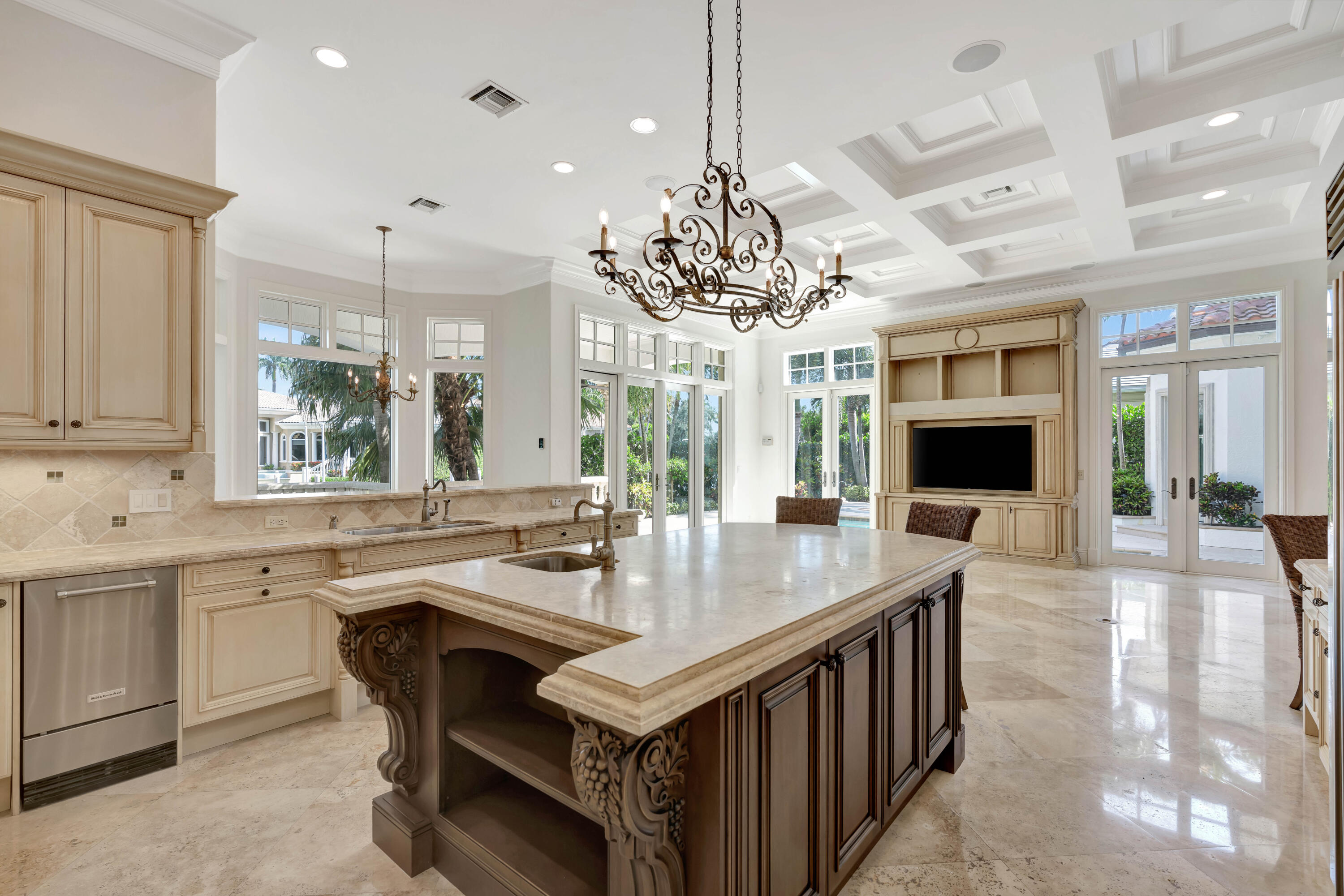 753 Harbour Isle Place